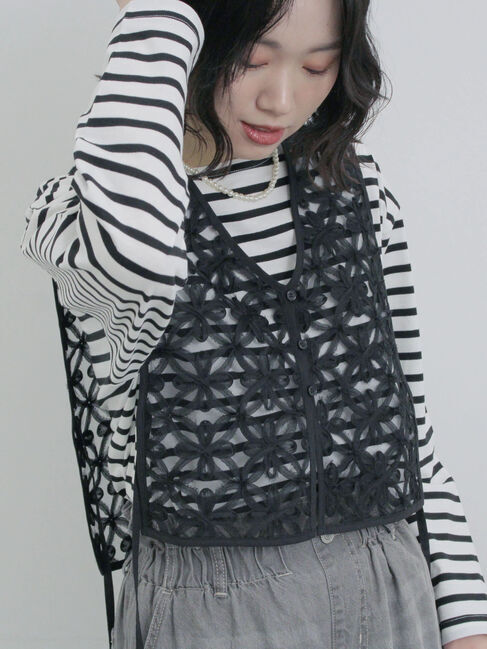 Samansa Mos2 blue「シアーレースベスト」|シャツ・ブラウス|ブラック