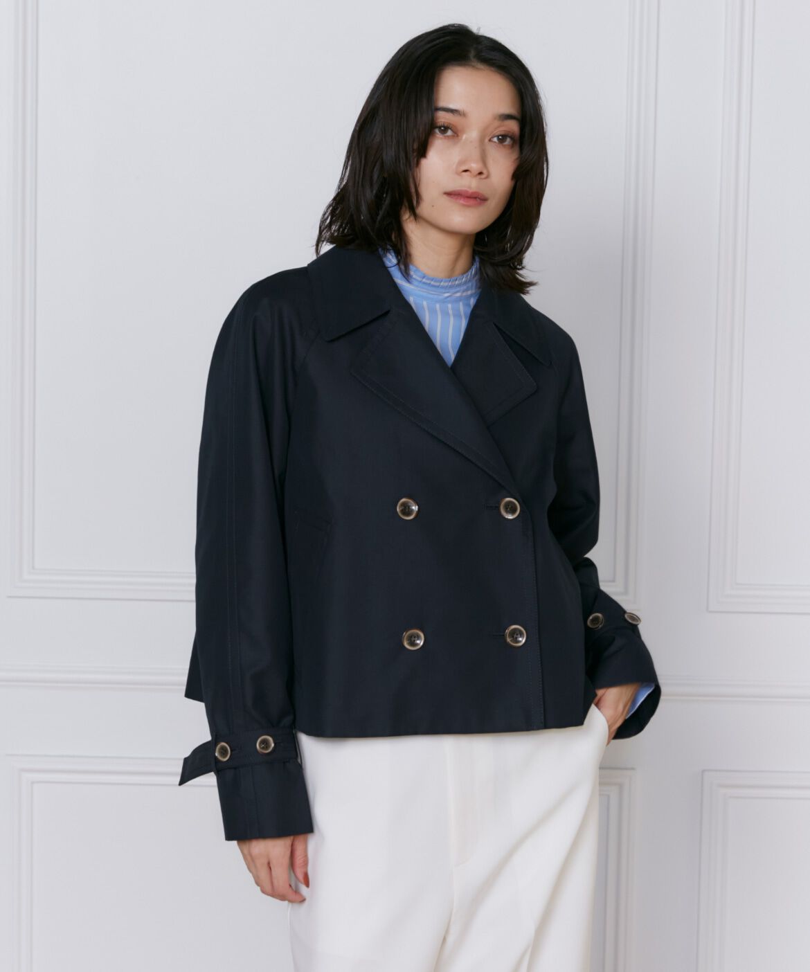 INED「《大きいサイズ》ショートトレンチコート」|トレンチコート|