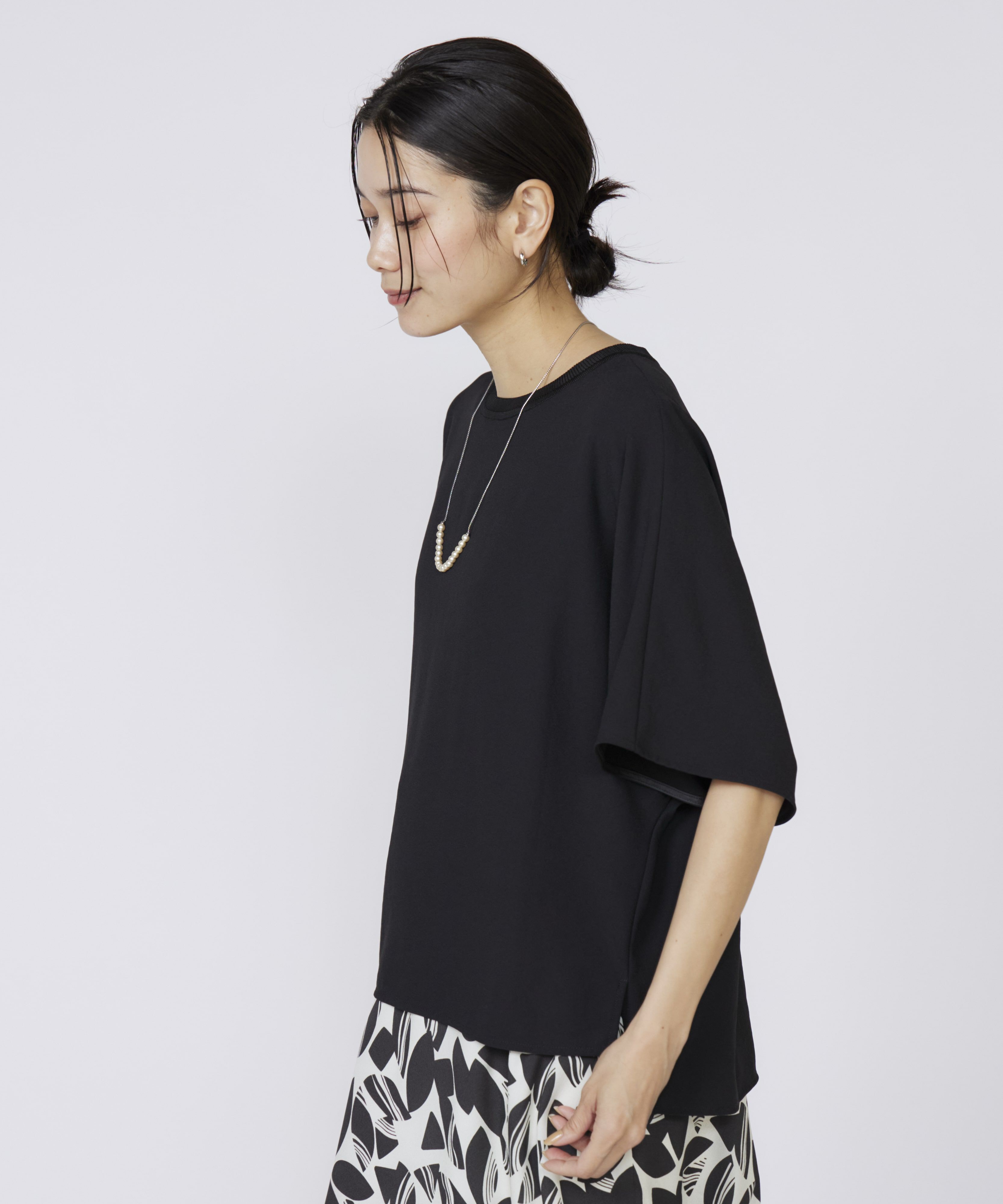 INED「《大きいサイズ》吸汗速乾ジョーゼットプルオーバー」|Tシャツ・カットソー|