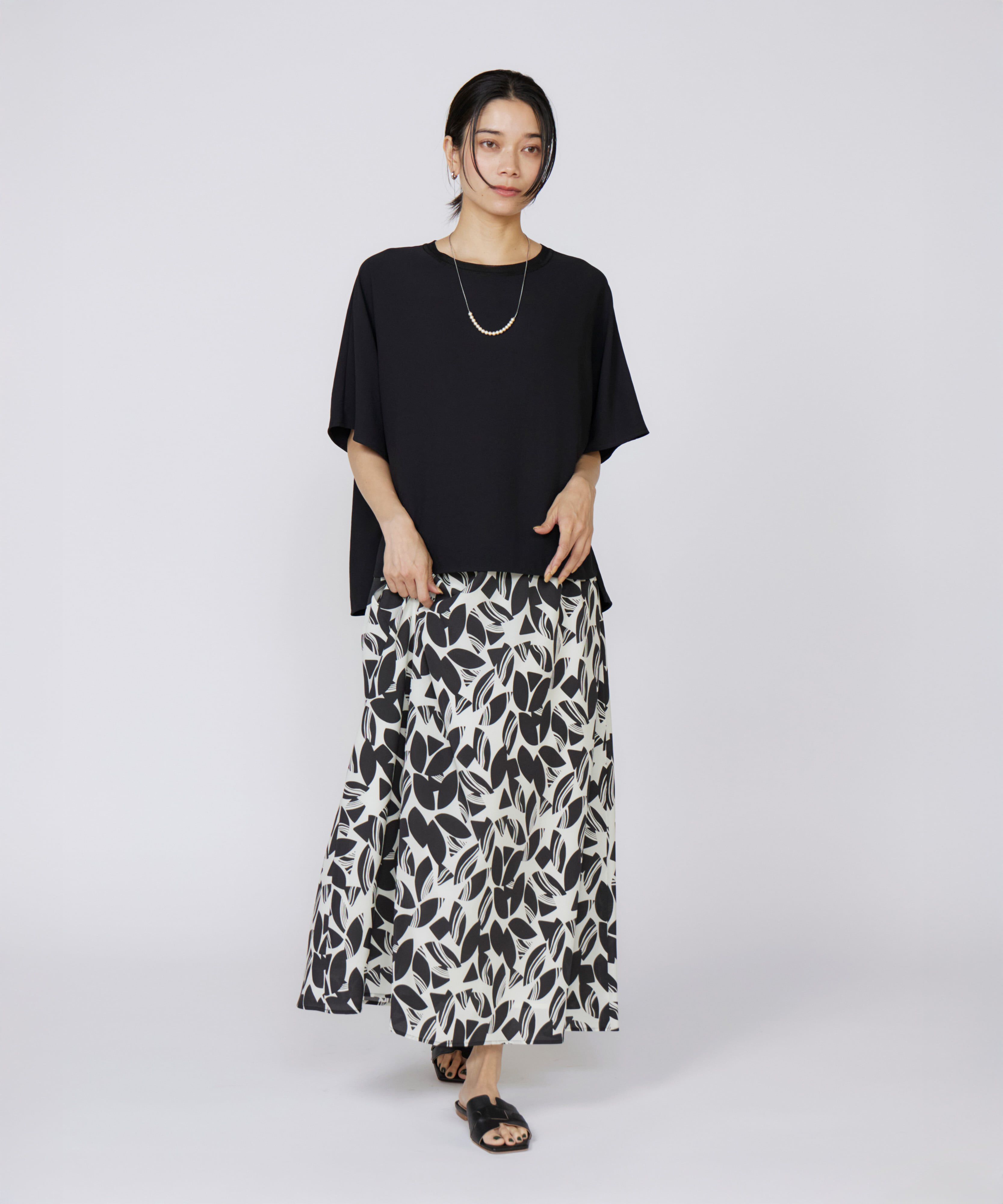 INED「《大きいサイズ》吸汗速乾ジョーゼットプルオーバー」|Tシャツ・カットソー|