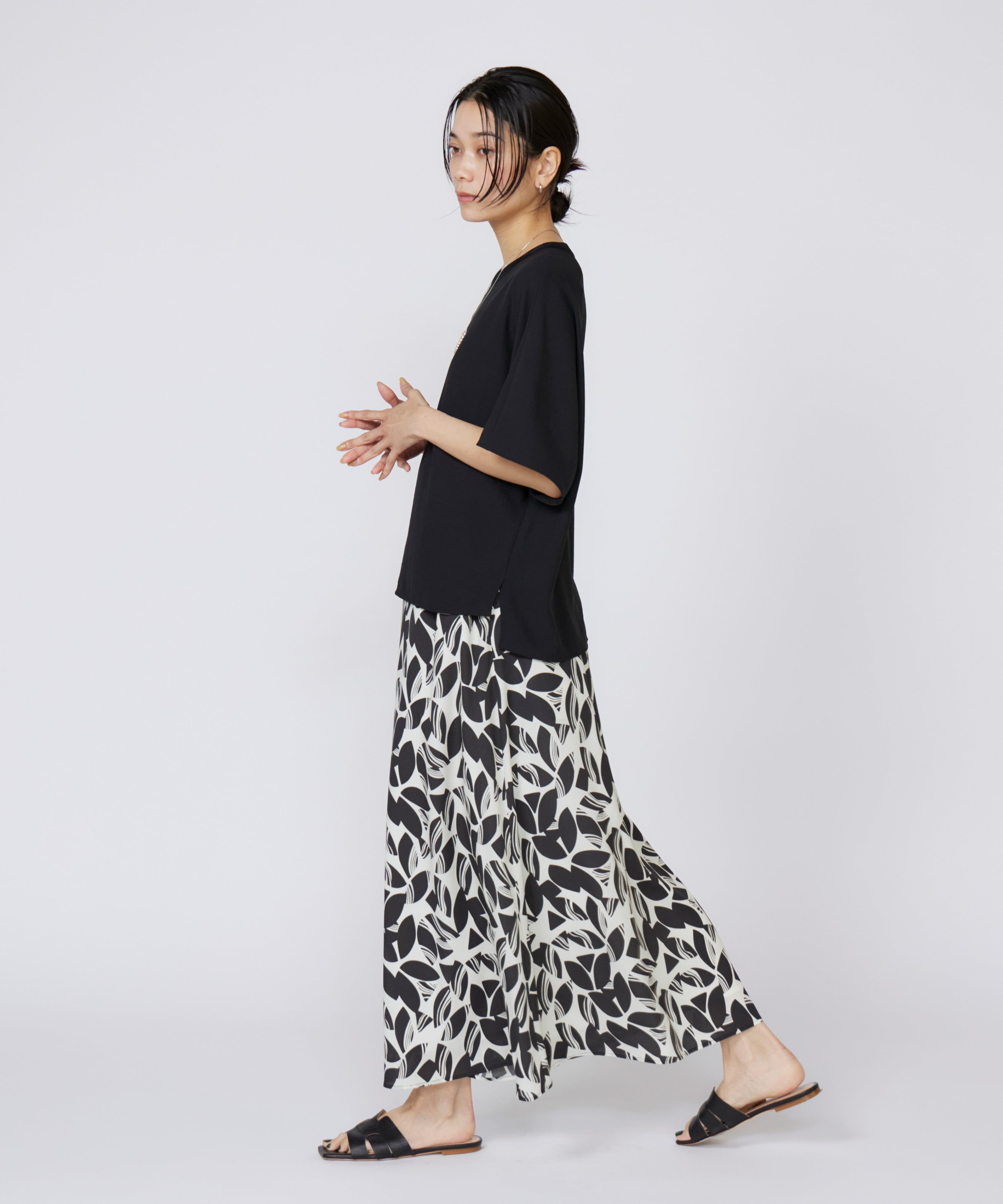 INED「《大きいサイズ》吸汗速乾ジョーゼットプルオーバー」|Tシャツ・カットソー|