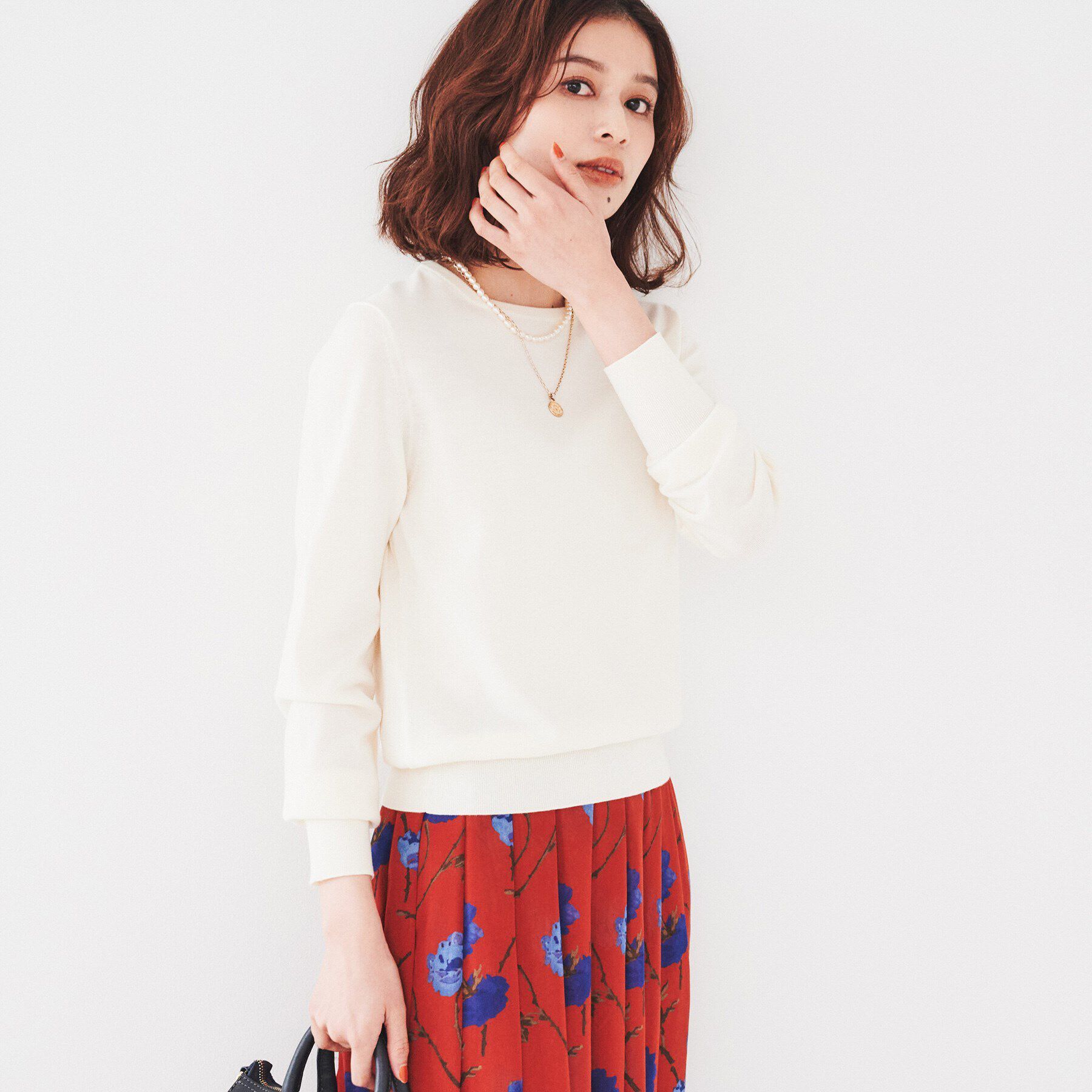 UNTITLED「【アンサンブル可能/8色展開】ウール クルーネックプルオーバーニット」|ニット・セーター|