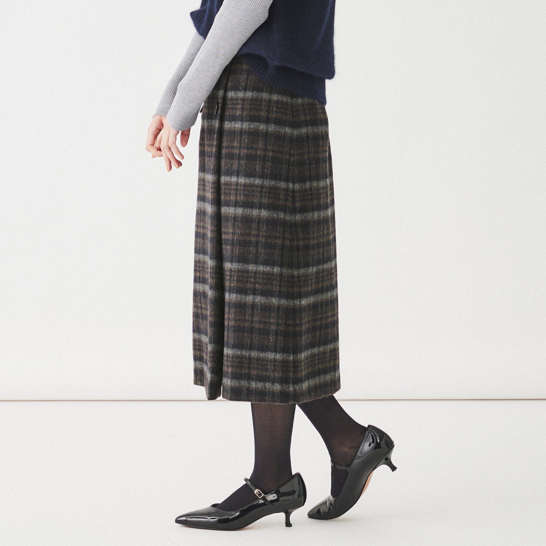 UNTITLED「【きれいめ/トラッド】ランダムチェック ラップ風スカート」|スカート|