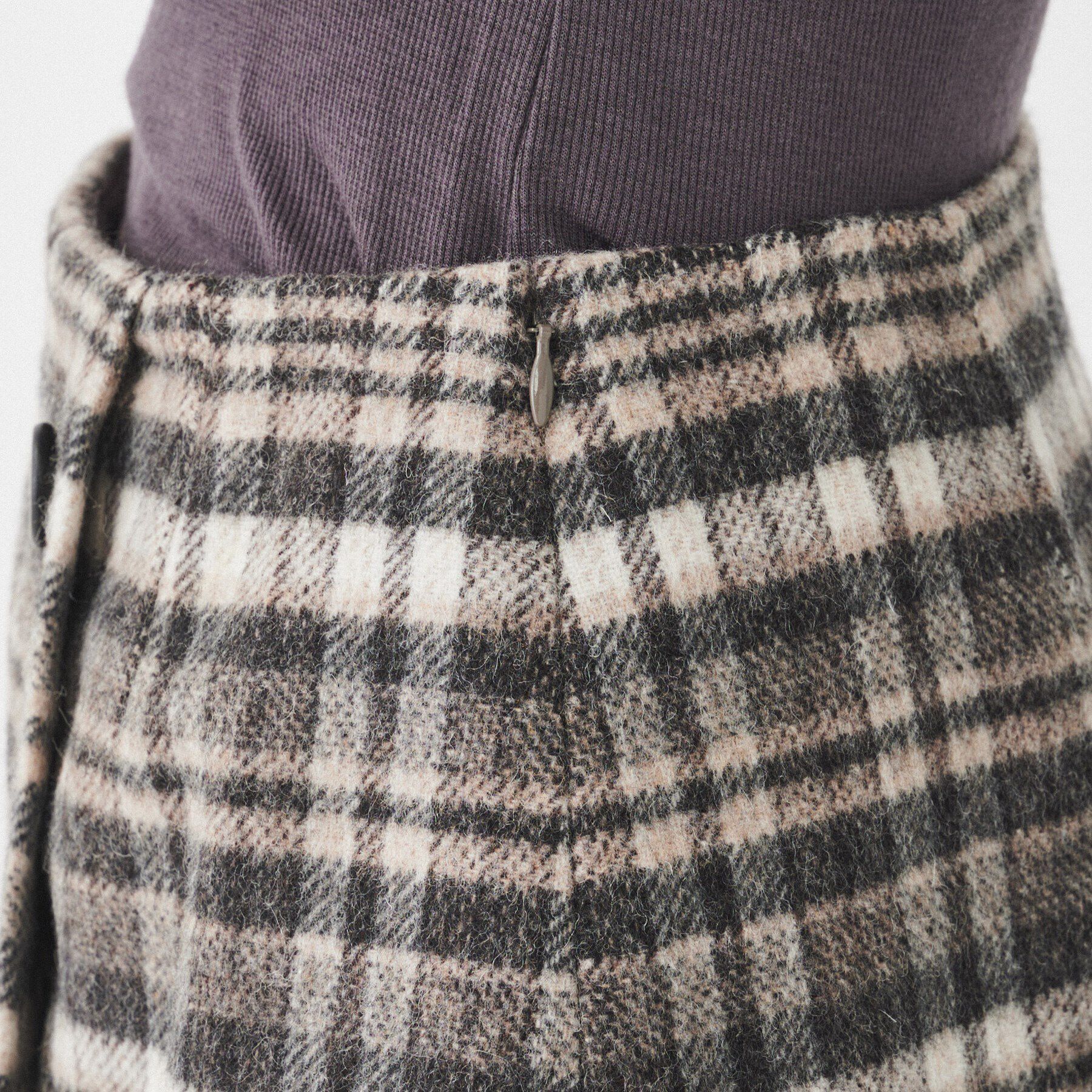 UNTITLED「【きれいめ/トラッド】ランダムチェック ラップ風スカート」|スカート|