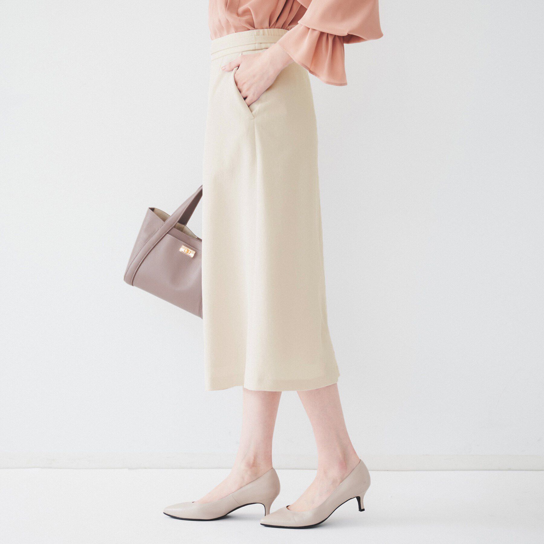 UNTITLED「【ミモレ丈/きれいめ】共ベルト付きマーメイドスカート」|スカート|