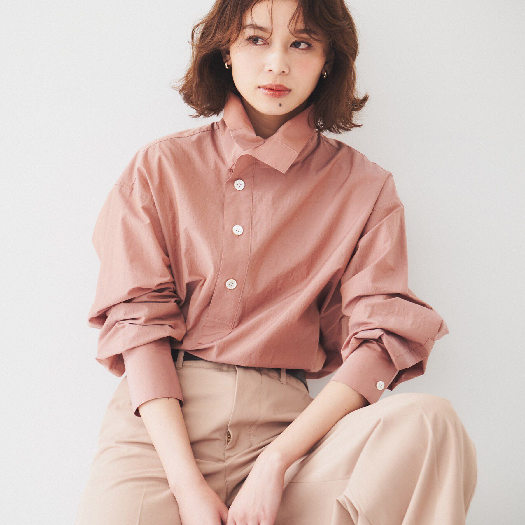UNTITLED「【セットアップ可能/トレンド】ライトコットン プルオーバーシャツ」|シャツ・ブラウス|ピンク(072)