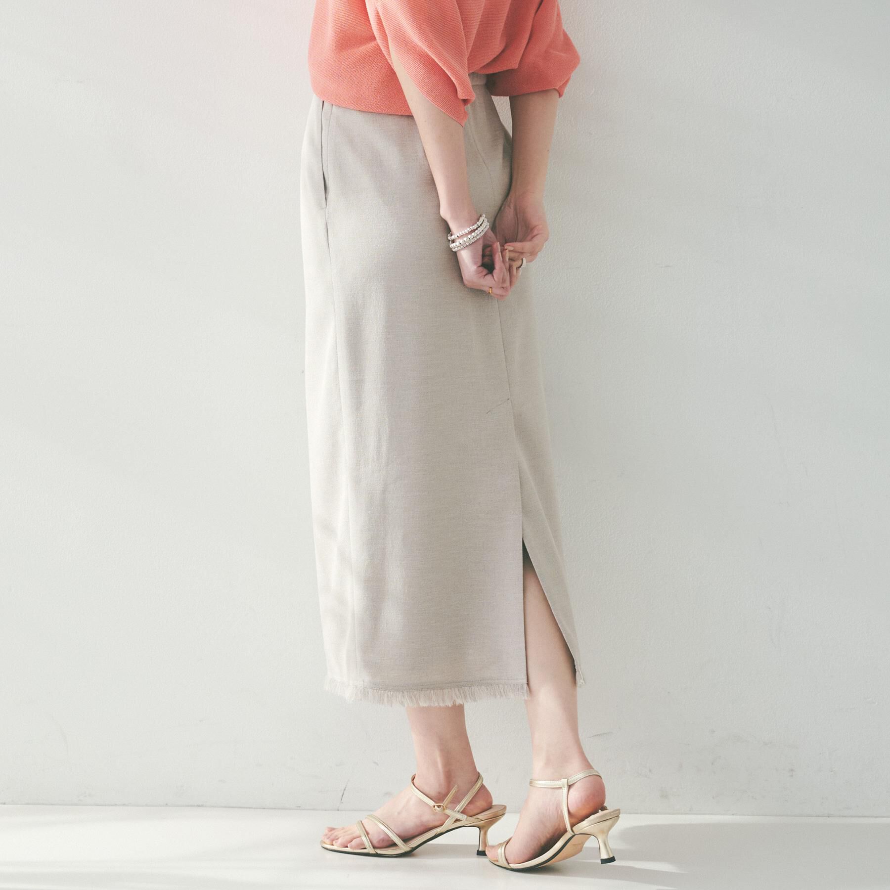 UNTITLED「【オンオフ/ストレッチ】裾フリンジナロースカート」|スカート|