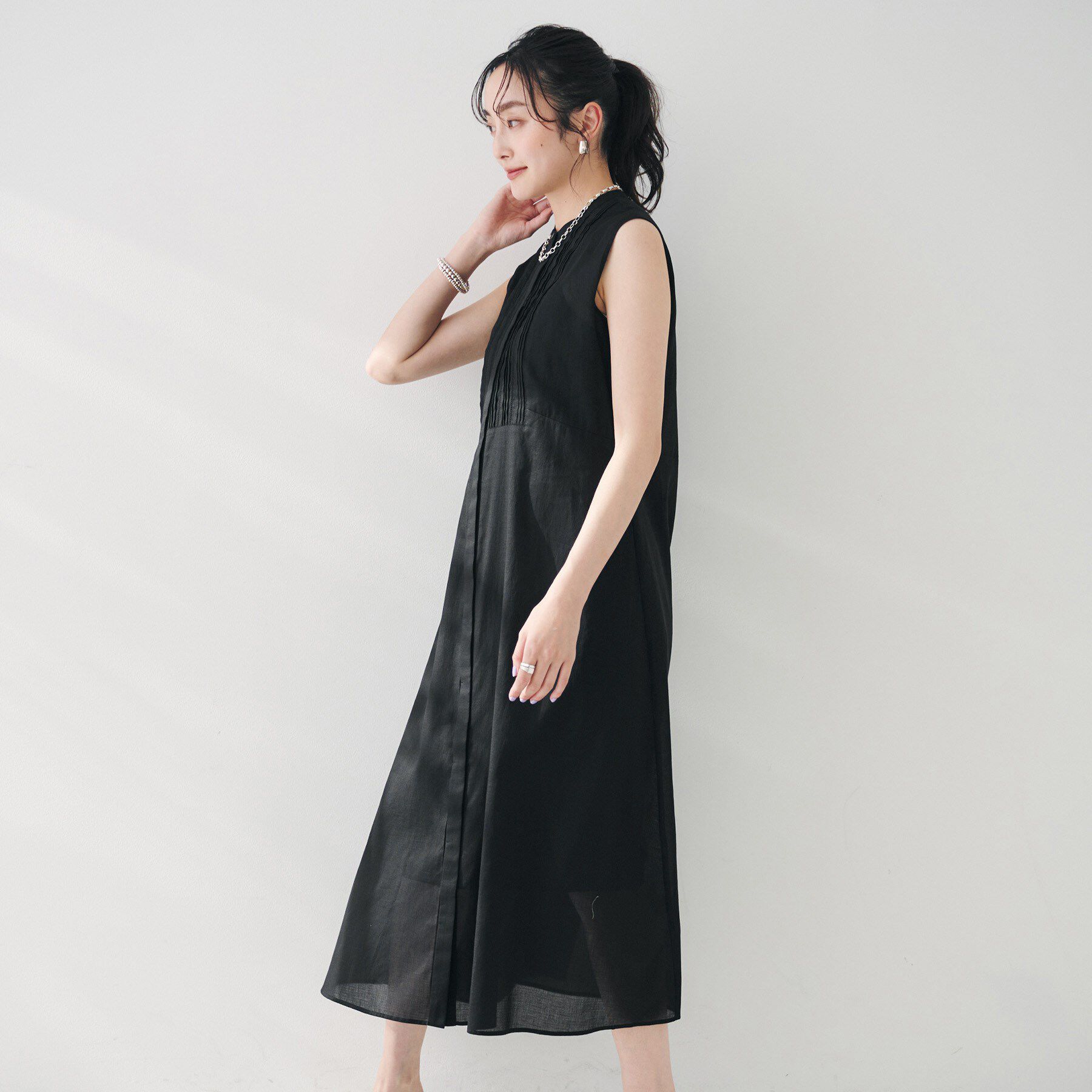 UNTITLED「【シアー/前開き/夏ワンピ】コットンピンタックワンピース」|ワンピース|