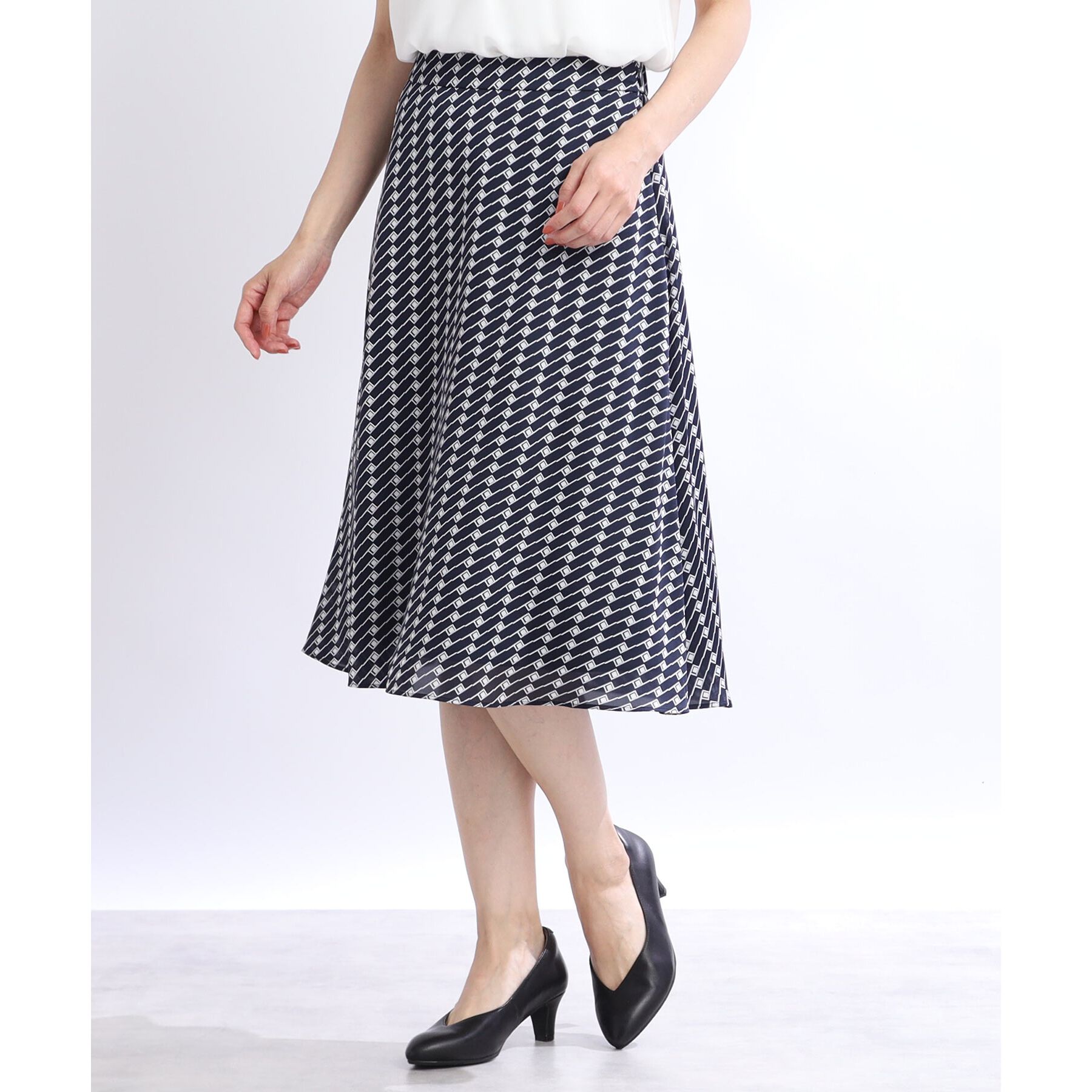 Reflect「【WEB限定カラーあり／マシンウォッシュ可／セットアップ可能】プリントフレアスカート」|スカート|ネイビー(194)