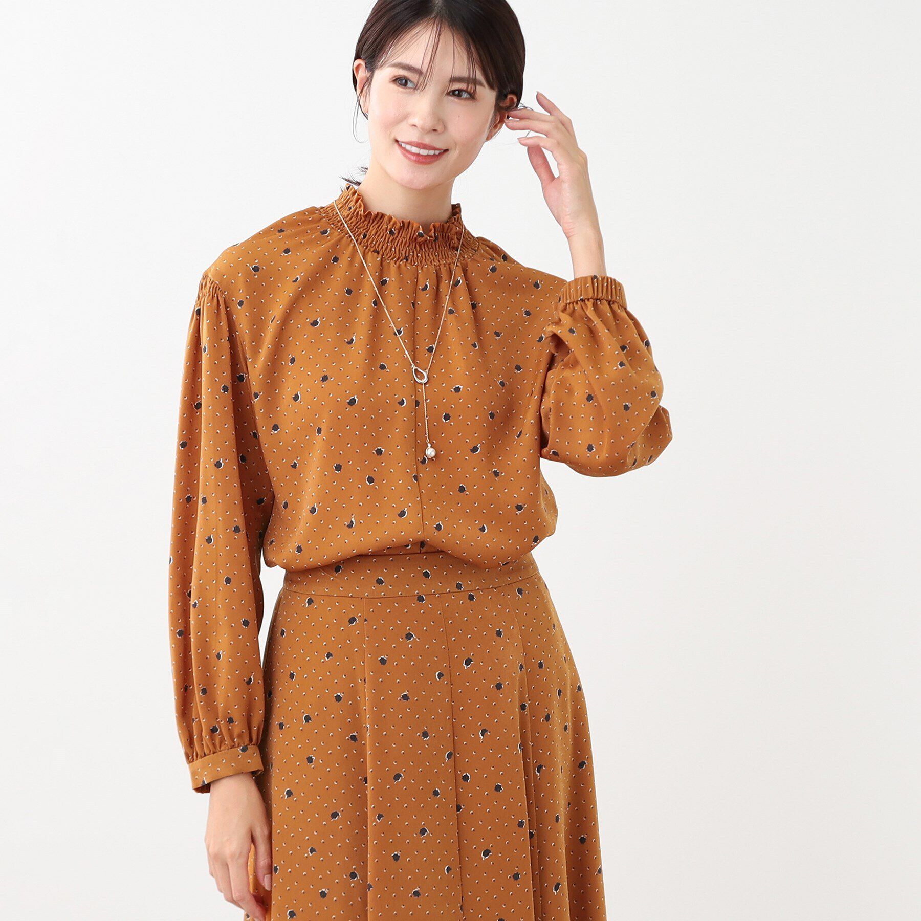 Reflect「【マシンウォッシュ可／セットアップ可】マーブルドットブラウス」|シャツ・ブラウス|