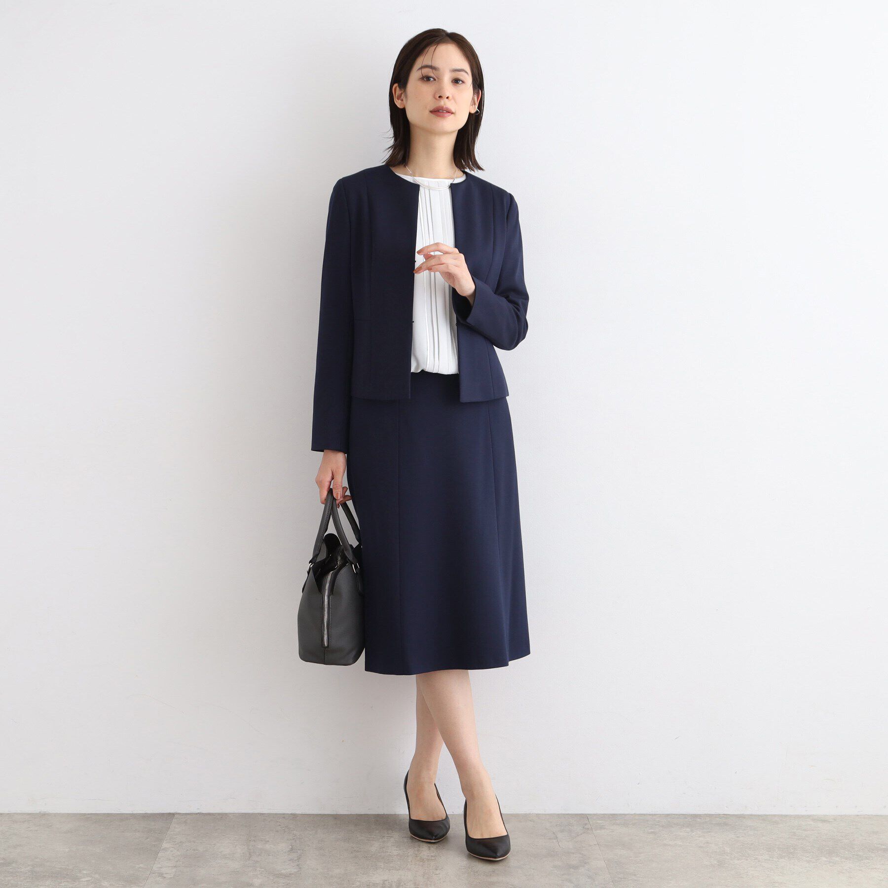 INDIVI「【定番スーツ／ジャージ素材】ウエスト切り替えノーカラージャケット」|スーツ|