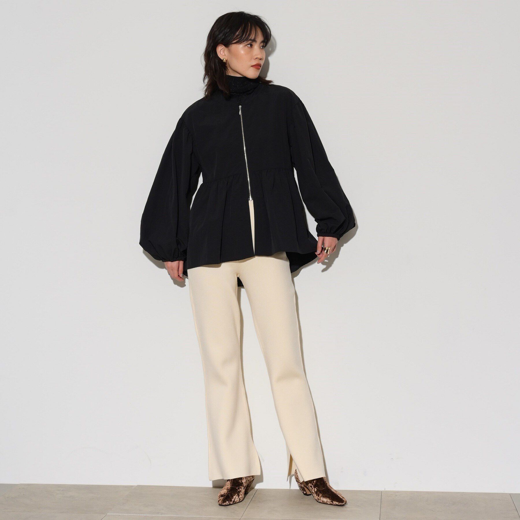 GALLEST「ノーカラーぺプラムブルゾン」|ブルゾン・スタジャン|