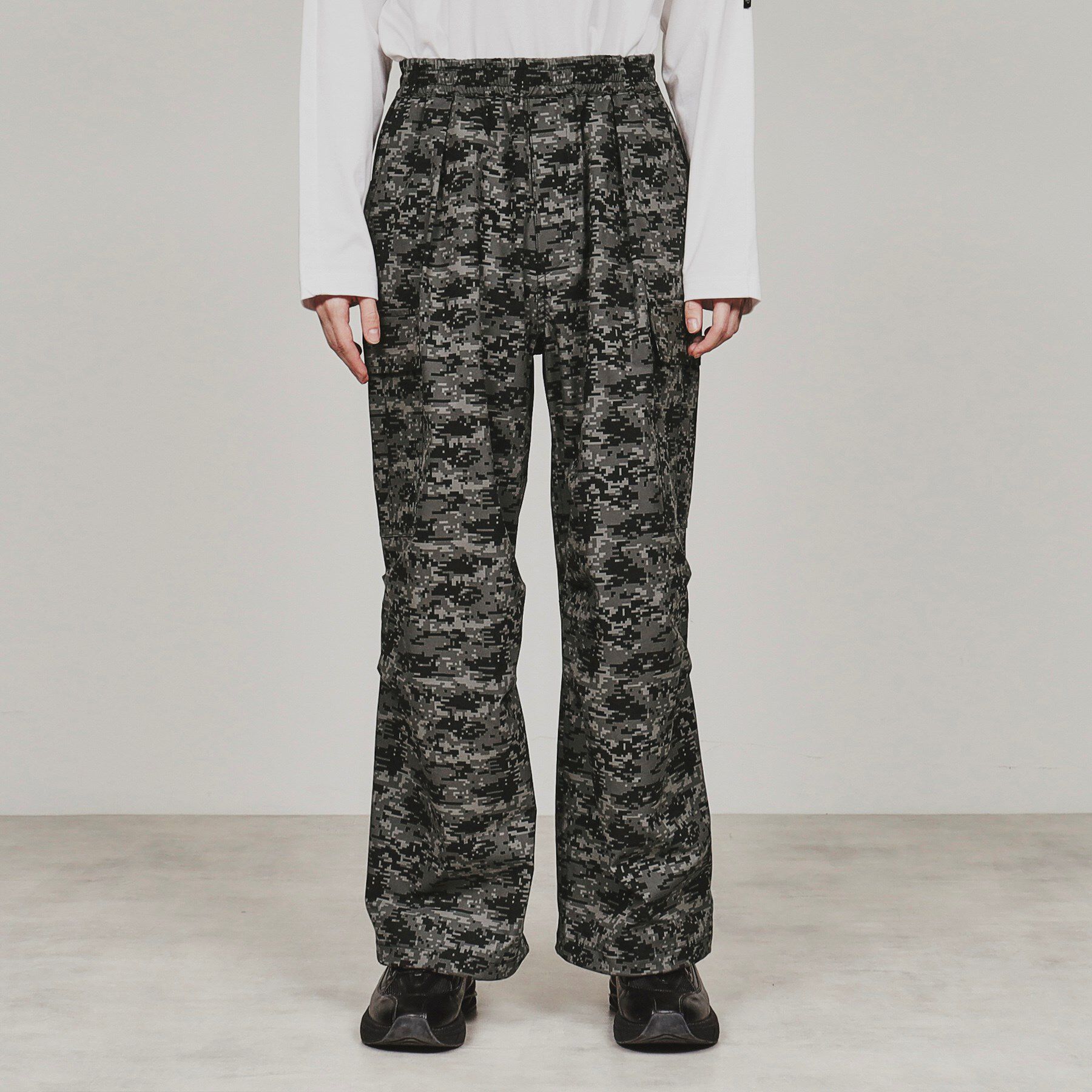 tk.TAKEO KIKUCHI「デジカモプリントワイドカーゴパンツ」|その他|