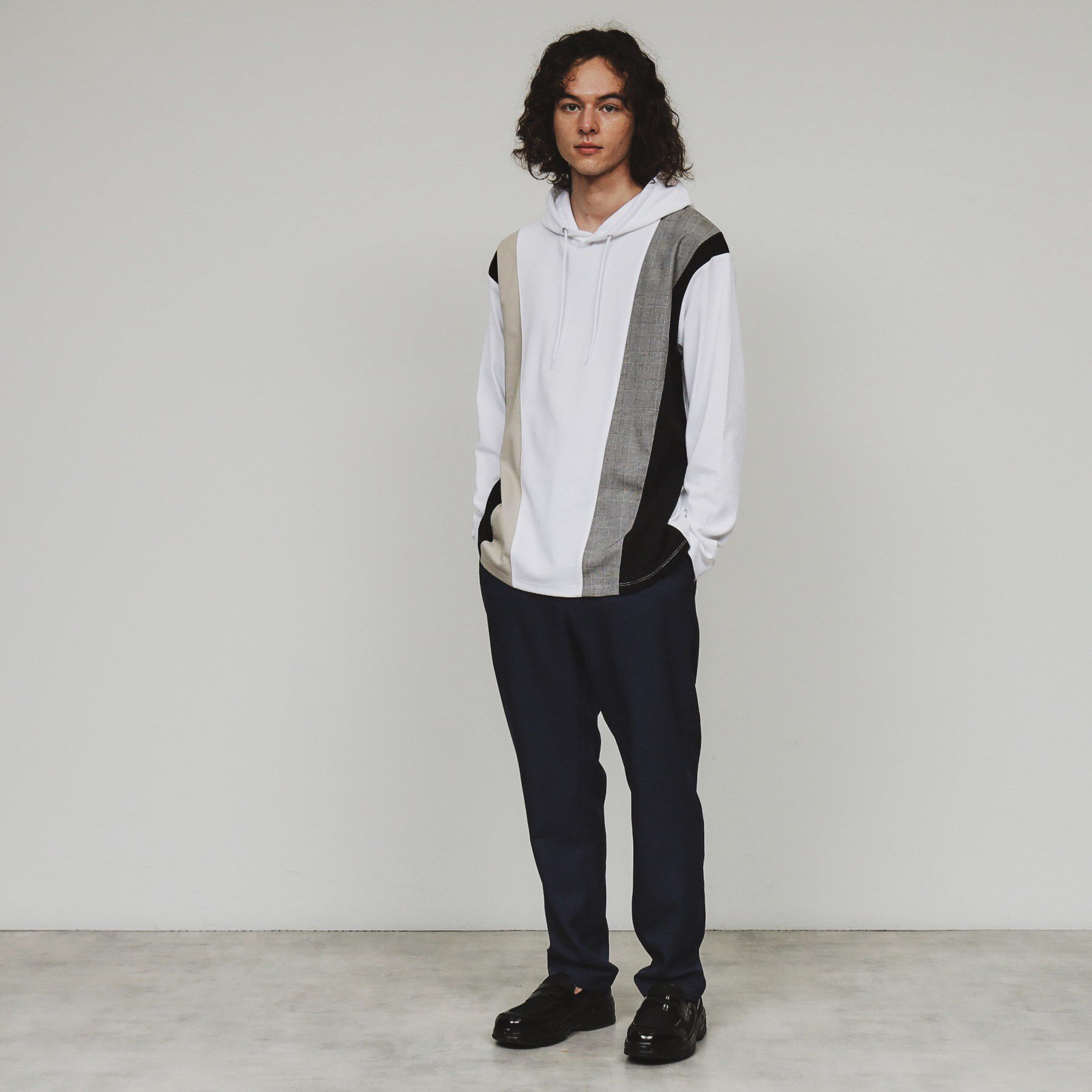 tk.TAKEO KIKUCHI「ストライプ切替ポンチパーカ」|パーカー|