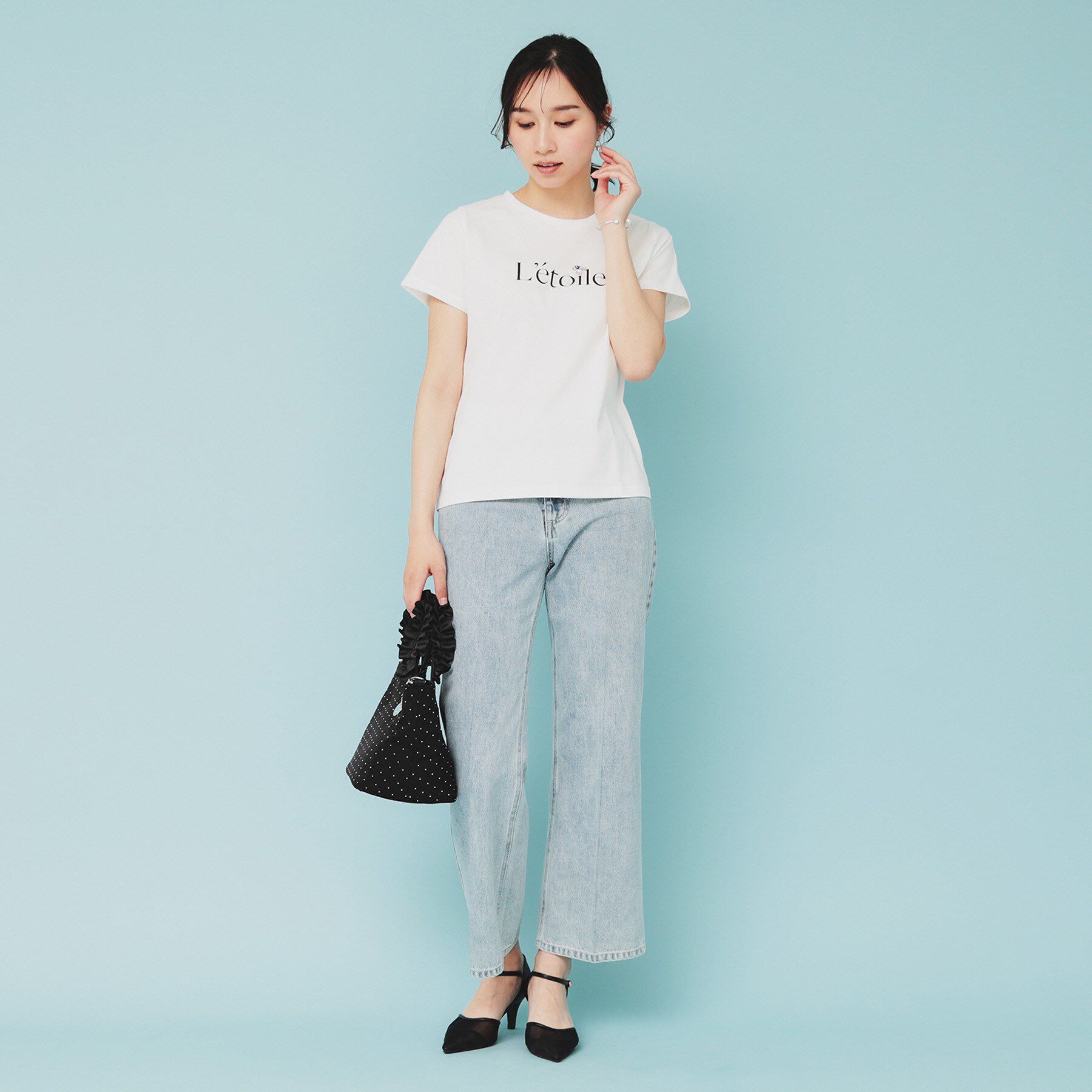 index「《美人百花掲載》ビジュー付きロゴTシャツ【接触冷感/UVケア/吸水速乾/汗ジミ防止/洗濯機洗い可】」|Tシャツ・カットソー|