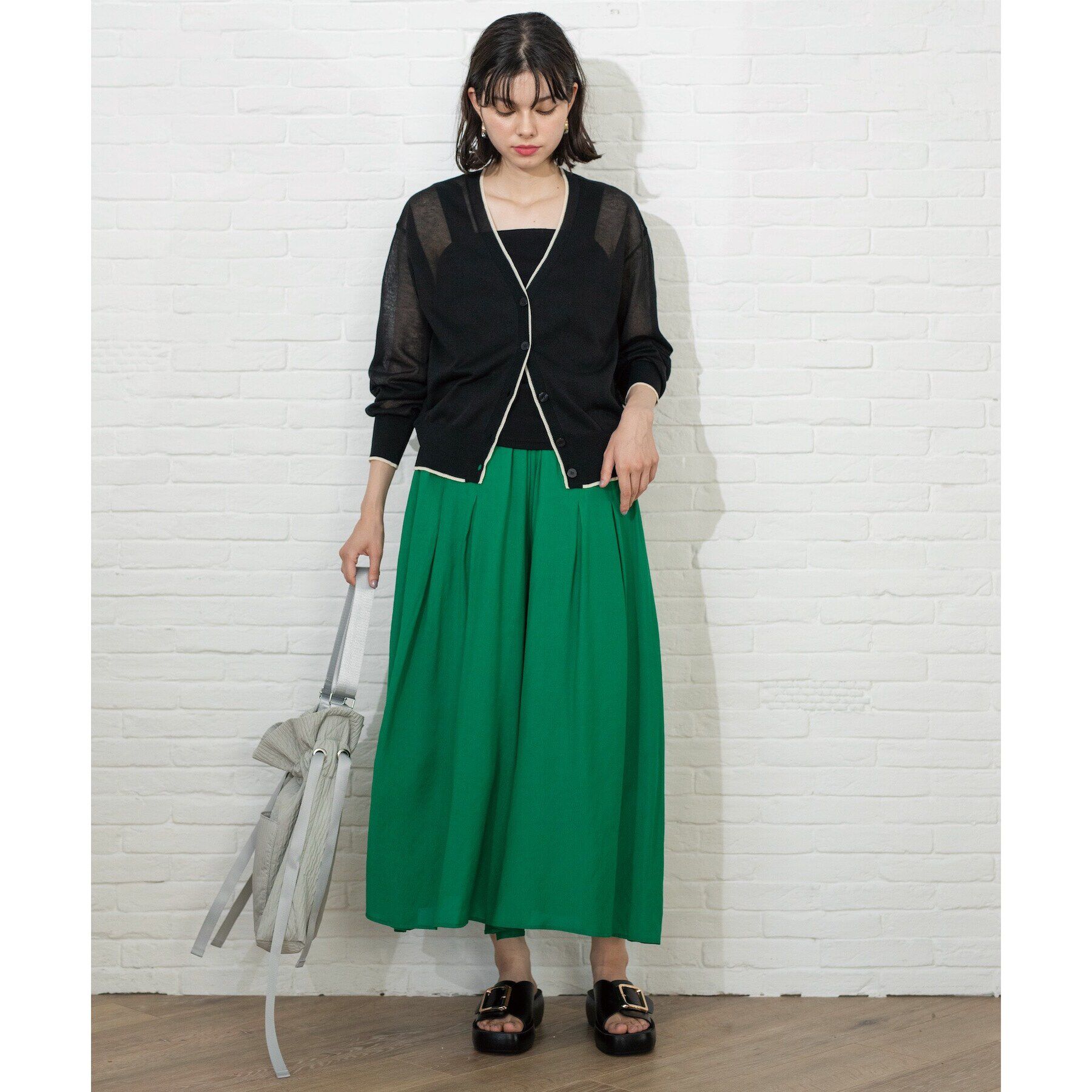 OPAQUE.CLIP「配色ラインVネックシアーカーディガン【洗濯機洗い可】」|カーディガン|