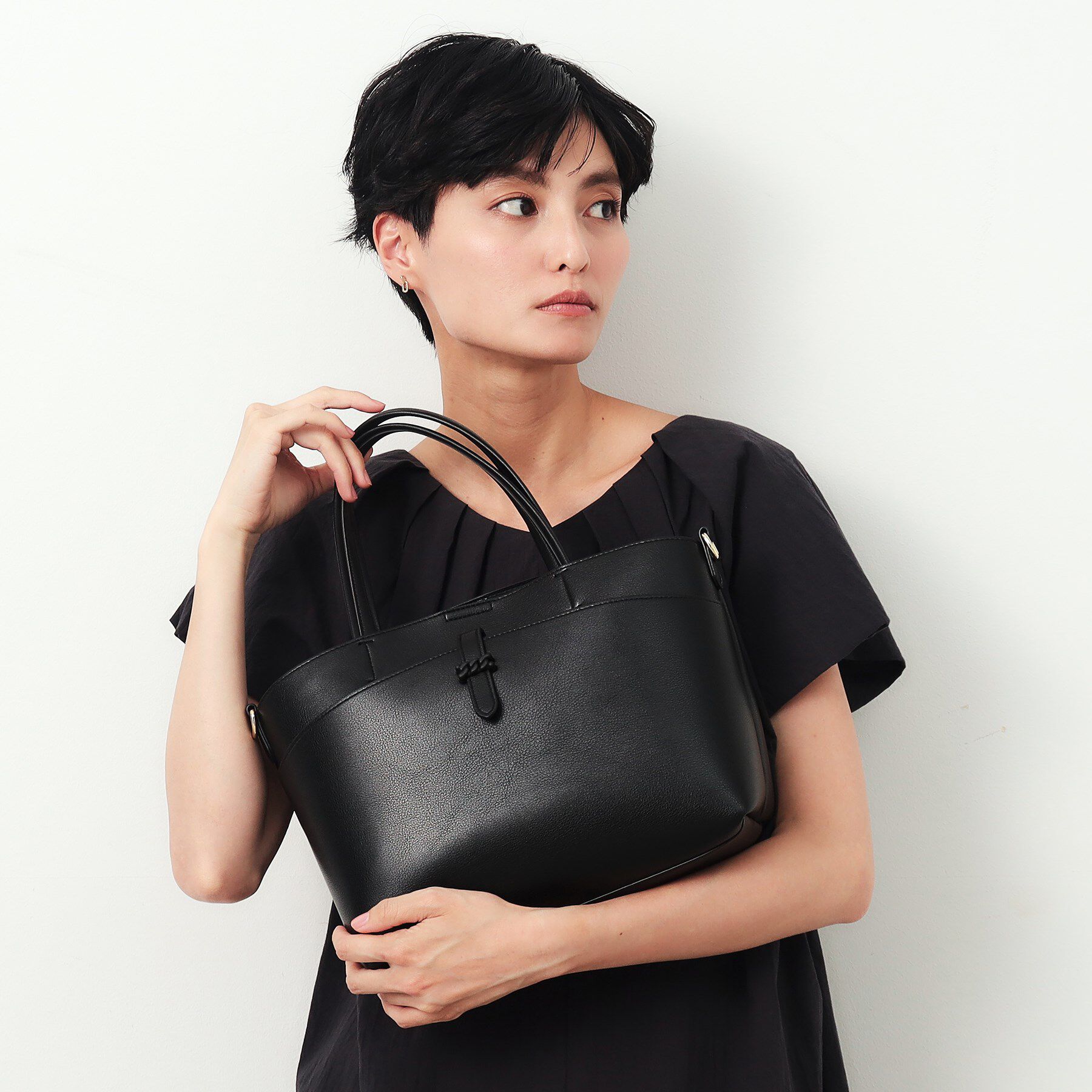 OPAQUE.CLIP「【2WAY】フロントベルトミドルトートバッグ」|トートバッグ|