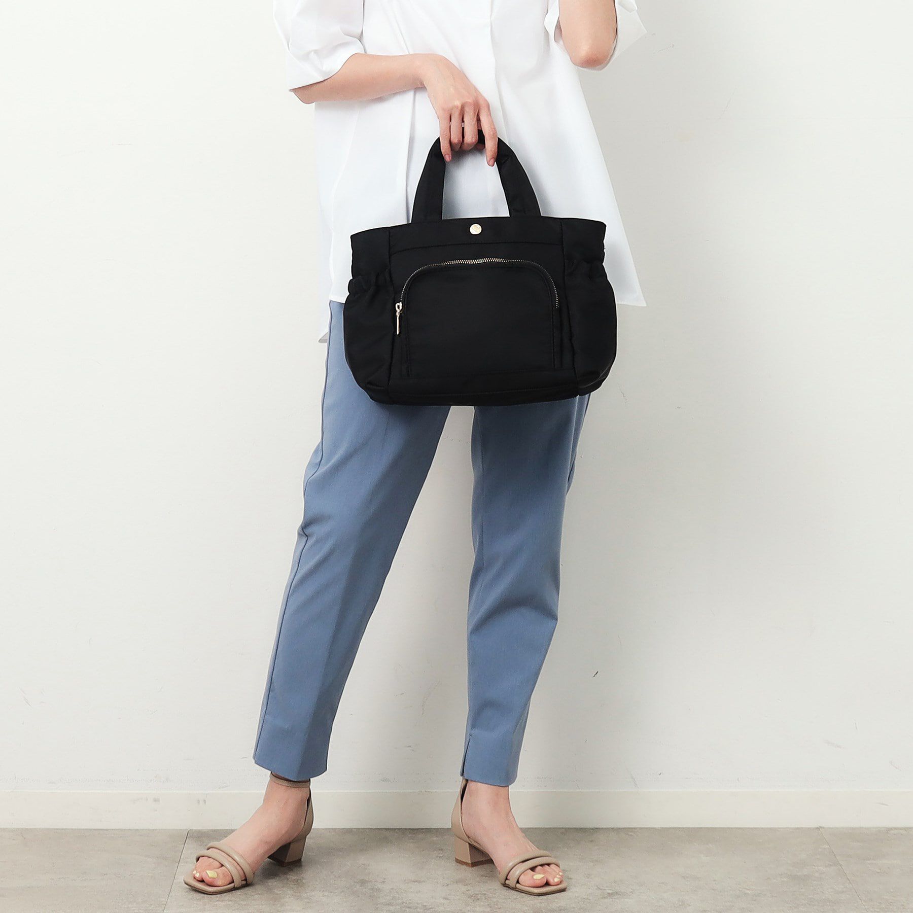 OPAQUE.CLIP「【撥水加工／マルチポケット／2WAY】フロントポケットデザインミドルトートバッグ」|トートバッグ|