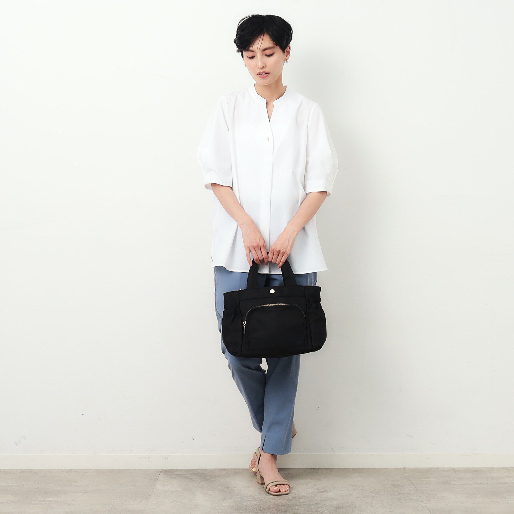 OPAQUE.CLIP「【撥水加工／マルチポケット／2WAY】フロントポケットデザインミドルトートバッグ」|トートバッグ|