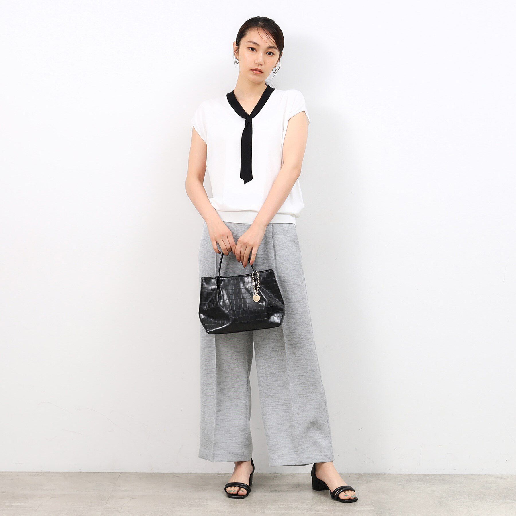 OPAQUE.CLIP「新色追加【2WAY】シンプルミドルトートバッグ」|トートバッグ|