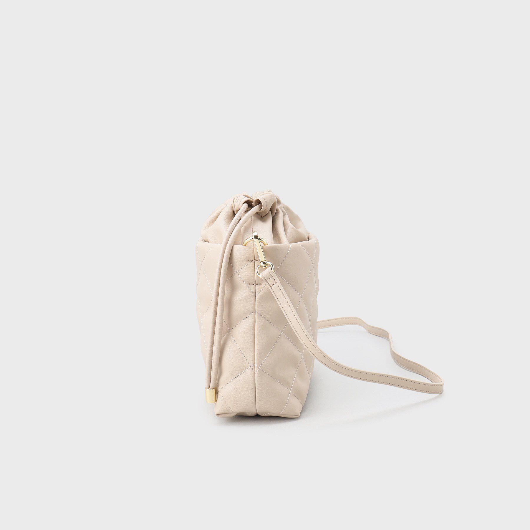OPAQUE.CLIP「【長さ調整可能】キルティング巾着ショルダーバッグ」|ショルダー・メッセンジャー|