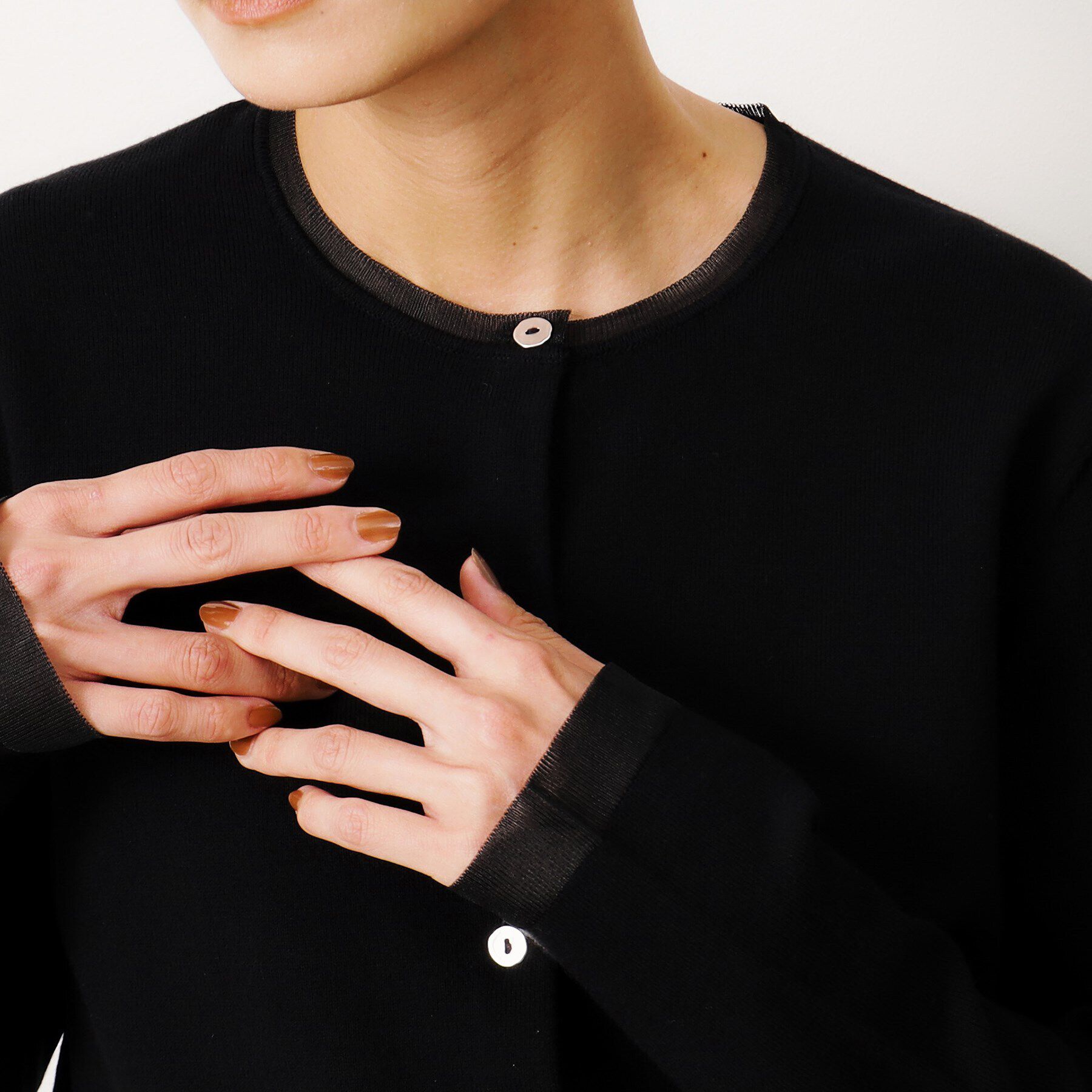 OPAQUE.CLIP「UV ネックシアークルーニットカーディガン【洗濯機洗い可】」|カーディガン|