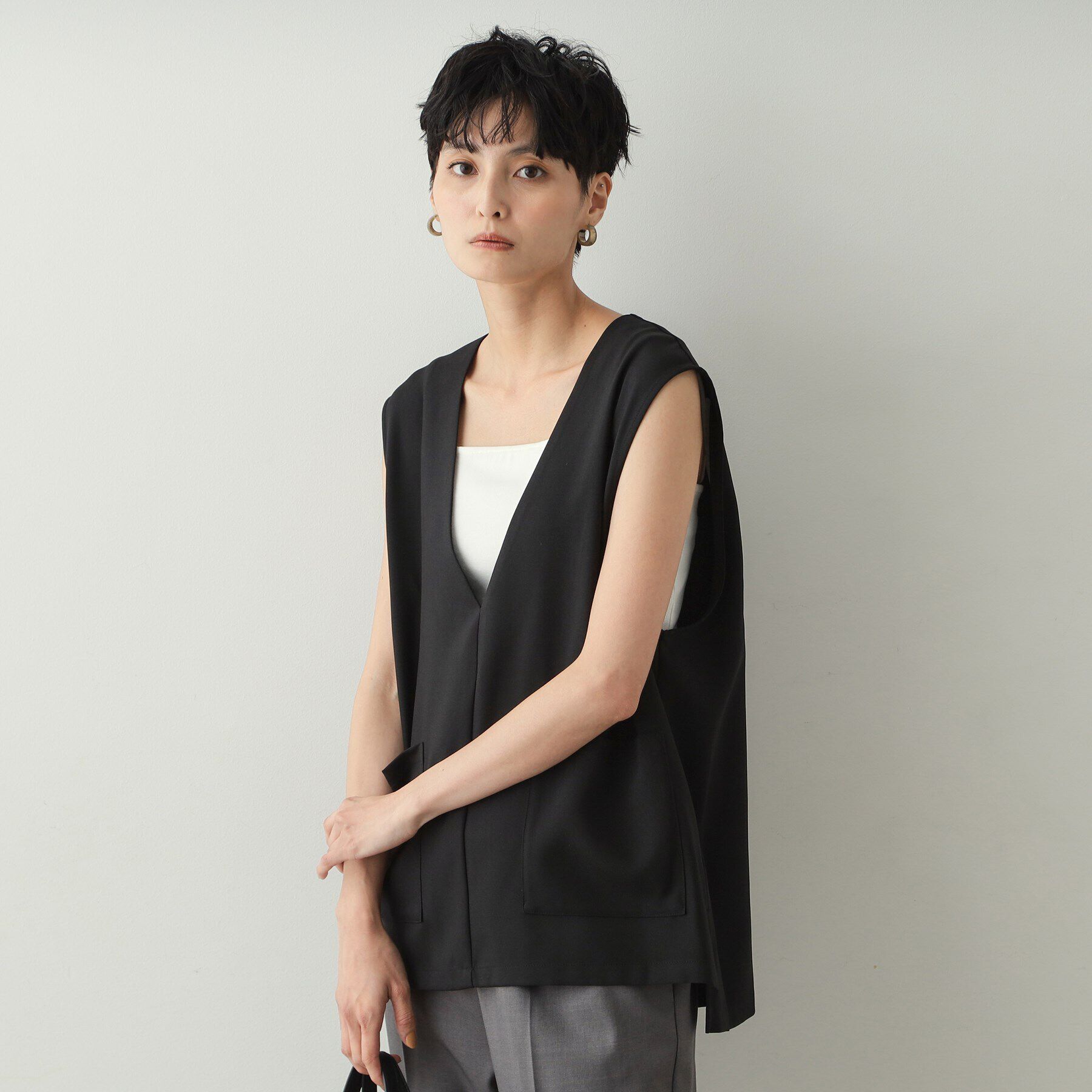 OPAQUE.CLIP「Vネックプルオーバージレ【洗濯機洗い可】」|ベスト・ジレ|