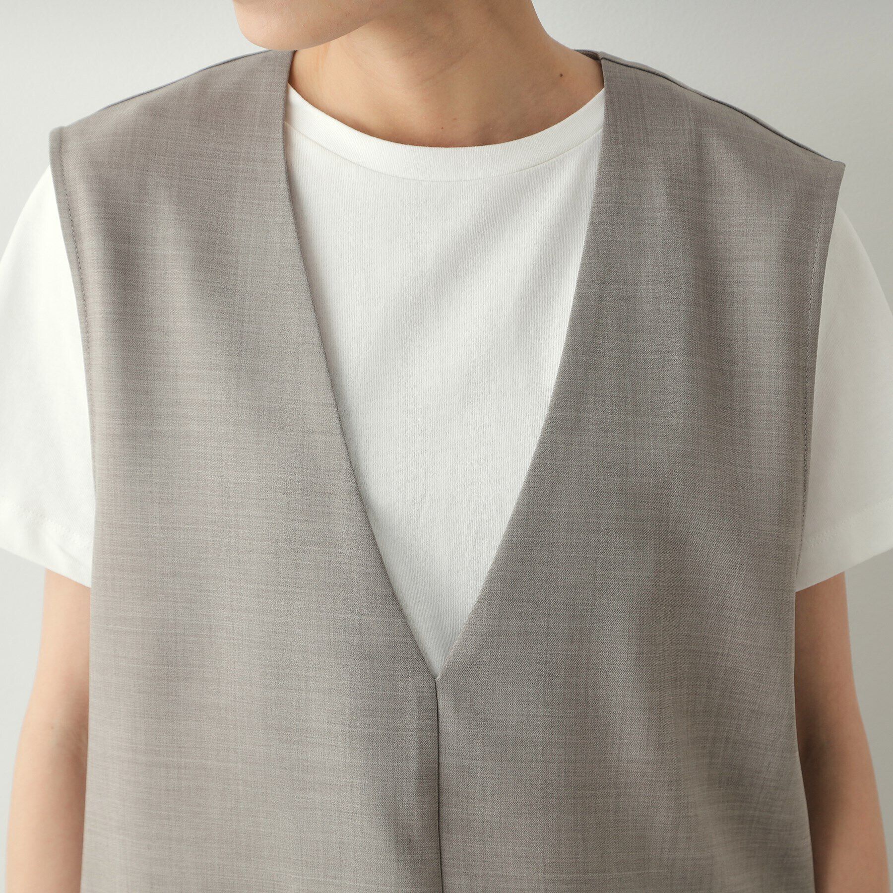 OPAQUE.CLIP「Vネックプルオーバージレ【洗濯機洗い可】」|ベスト・ジレ|