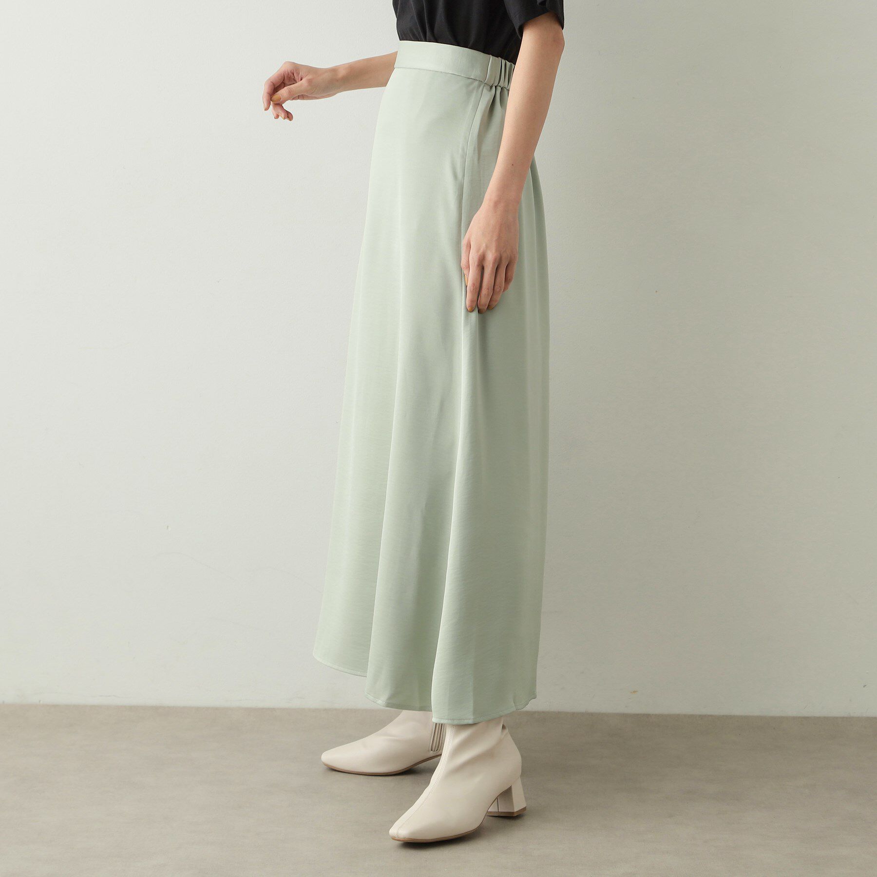 OPAQUE.CLIP「サテンナローフレアスカート【洗濯機洗い可】」|スカート|