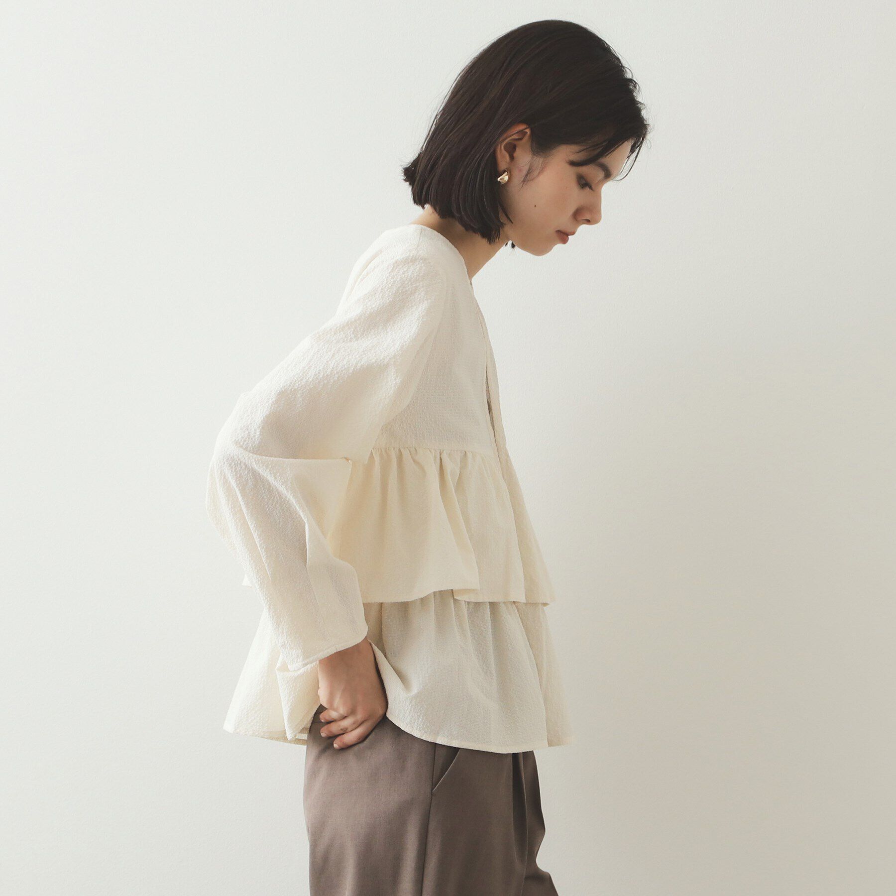 OPAQUE.CLIP「前開きペプラムブラウス【洗濯機洗い可】」|シャツ・ブラウス|