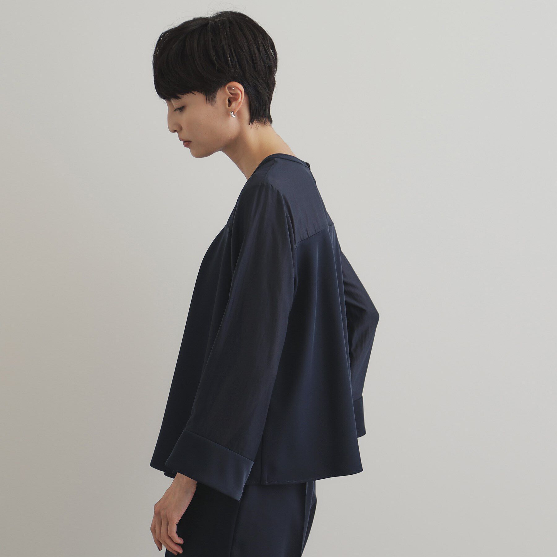 OPAQUE.CLIP「《ツインセット》ドッキングブラウス&times;テーパードパンツ／オケージョン対応【洗濯機洗い可】」|スーツ|