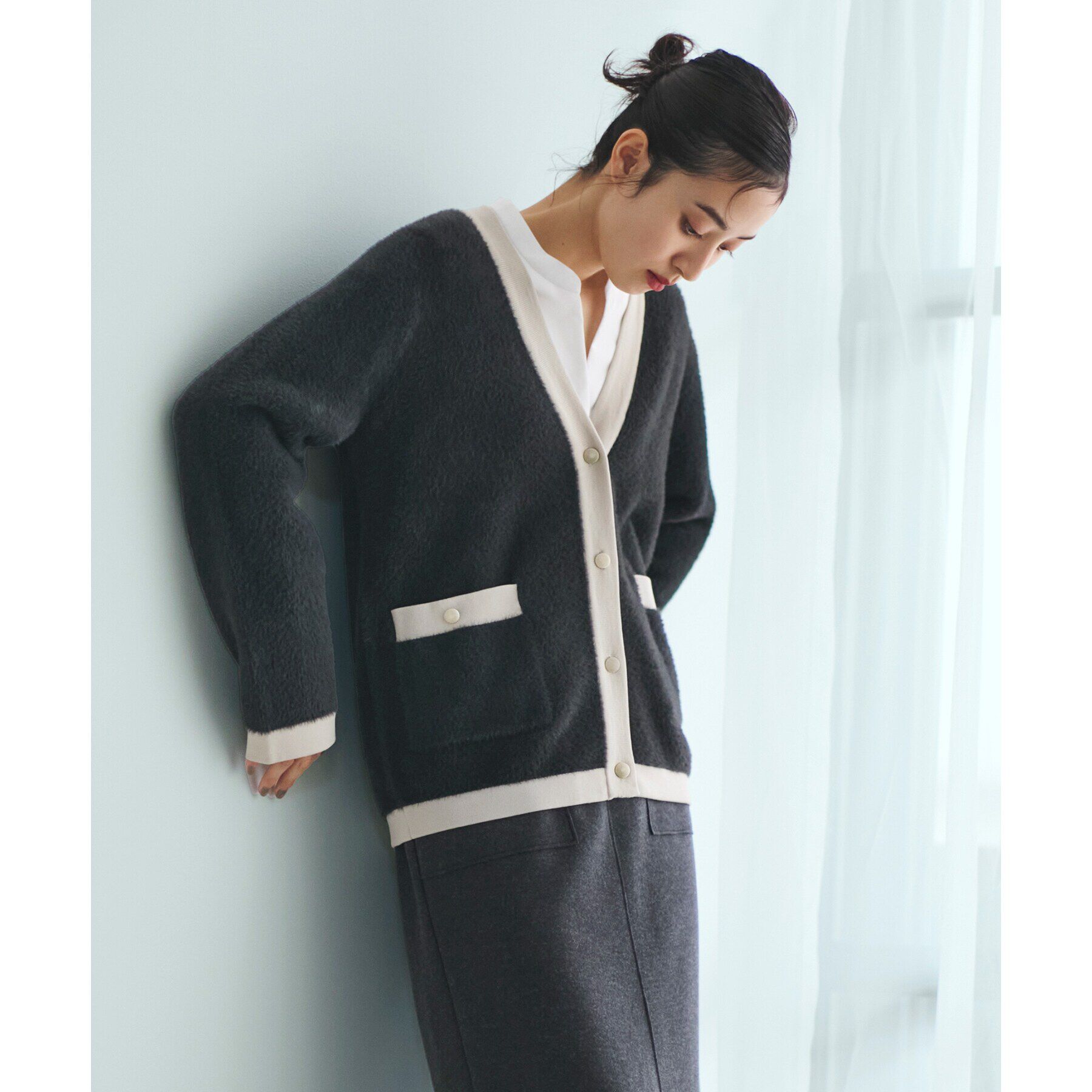 OPAQUE.CLIP「フェザーヤーン配色Vネックカーディガン【洗濯機洗い可】」|カーディガン|