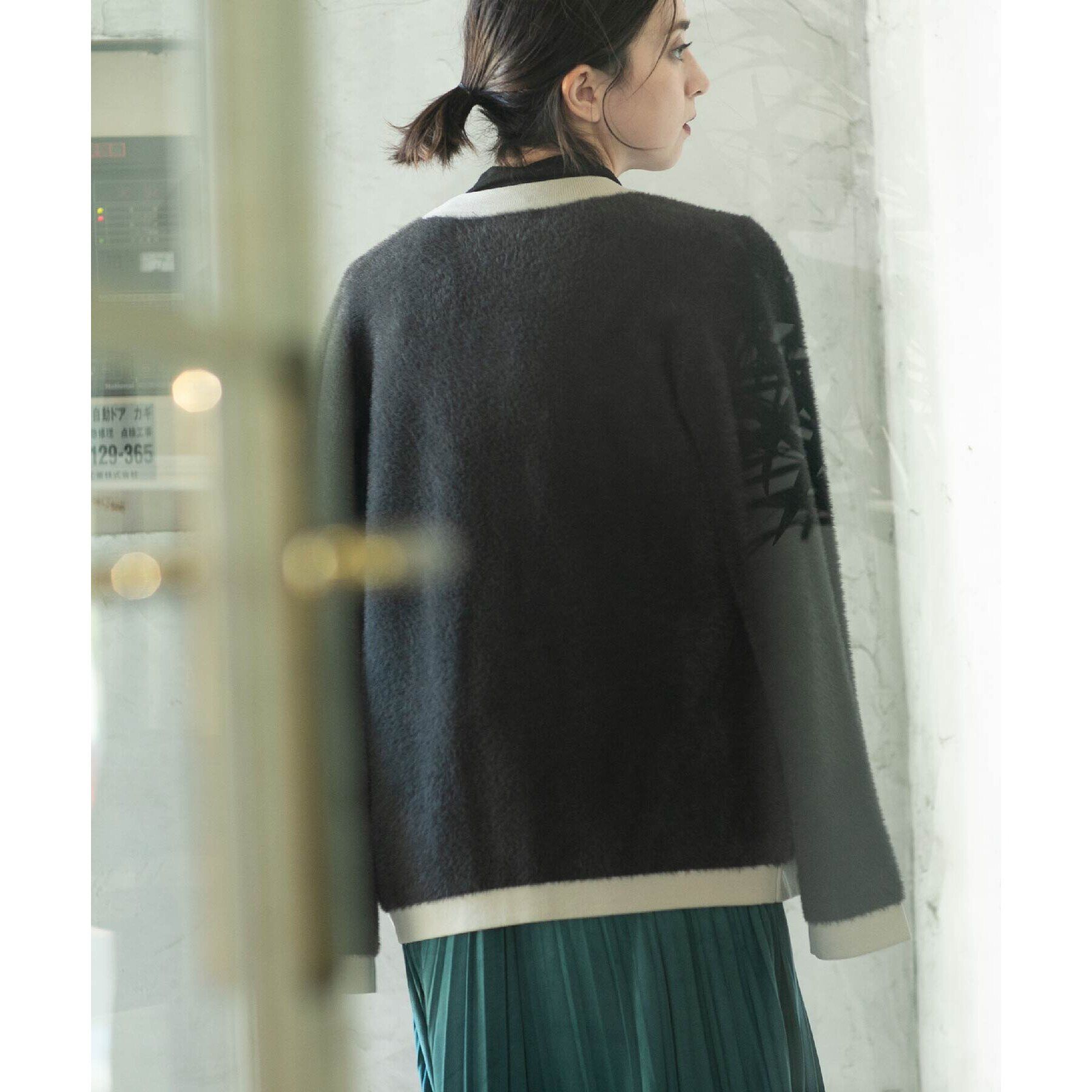 OPAQUE.CLIP「フェザーヤーン配色Vネックカーディガン【洗濯機洗い可】」|カーディガン|