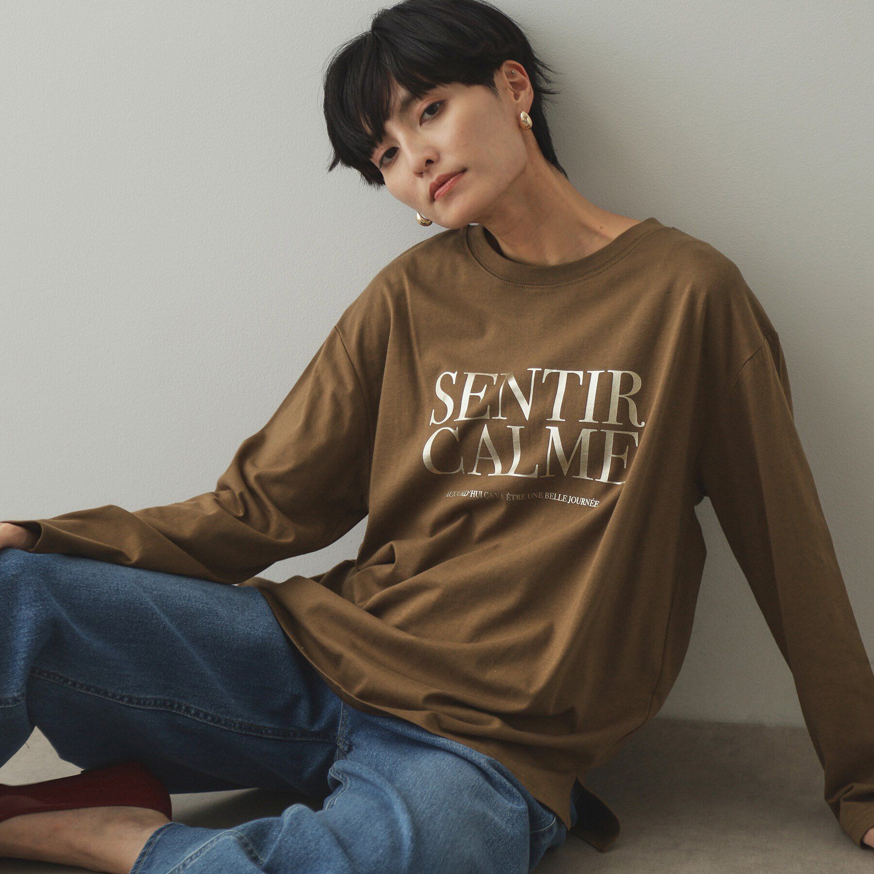 OPAQUE.CLIP「箔ロゴプリント ロングTシャツ【洗濯機洗い可】」|Tシャツ・カットソー|