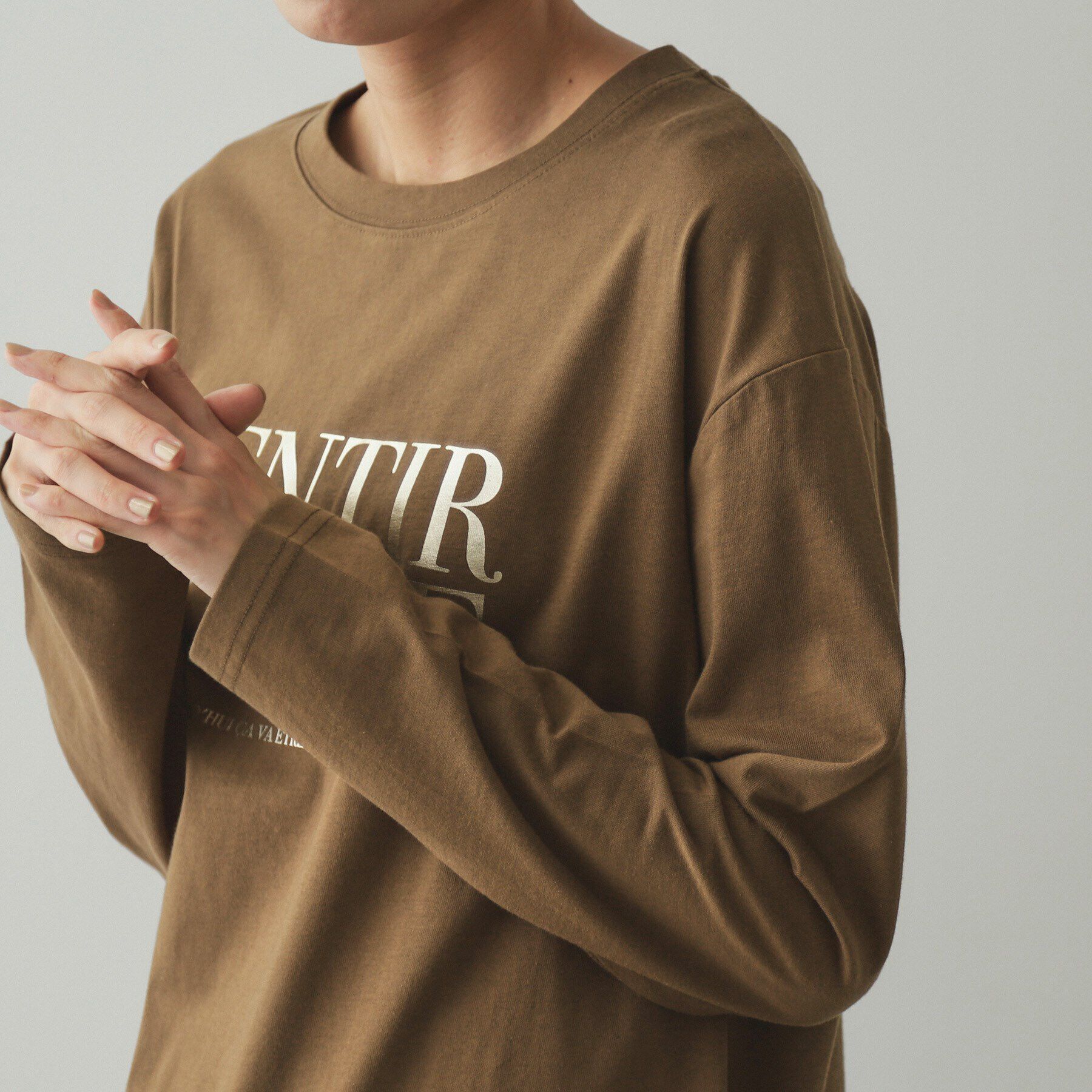 OPAQUE.CLIP「箔ロゴプリント ロングTシャツ【洗濯機洗い可】」|Tシャツ・カットソー|
