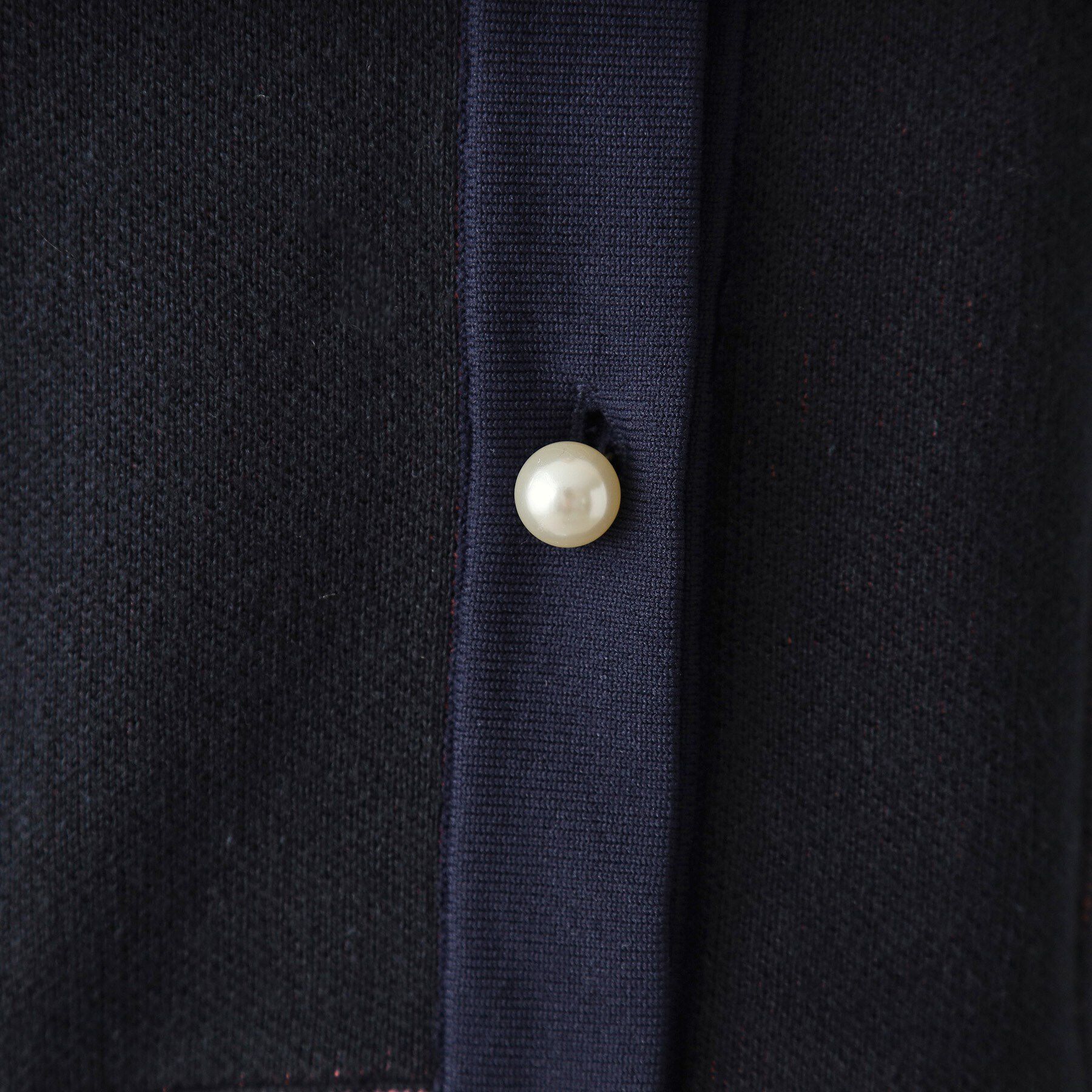 OPAQUE.CLIP「パール調ボタン配色ニットカーディガン【洗濯機洗い可】」|カーディガン|