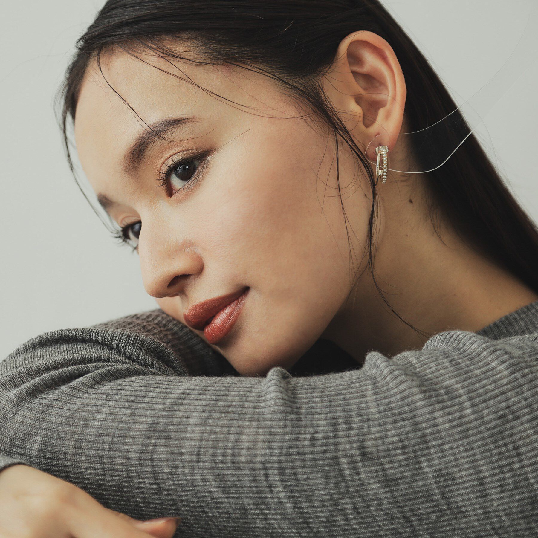 OPAQUE.CLIP「フェイクパールリングピアス」|ピアス|