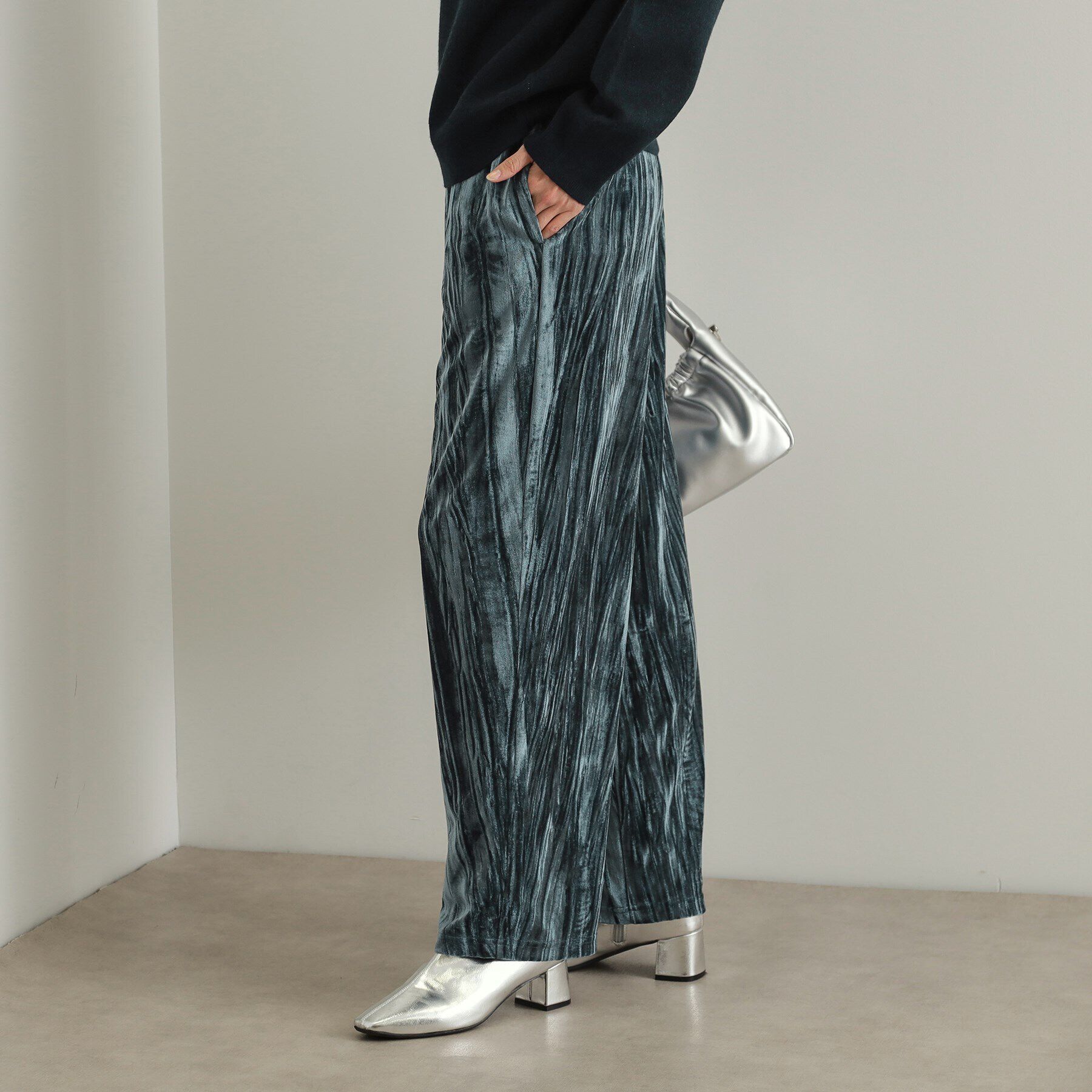 OPAQUE.CLIP「クラッシュベロア イージーワイドパンツ【洗濯機洗い可】」|その他|