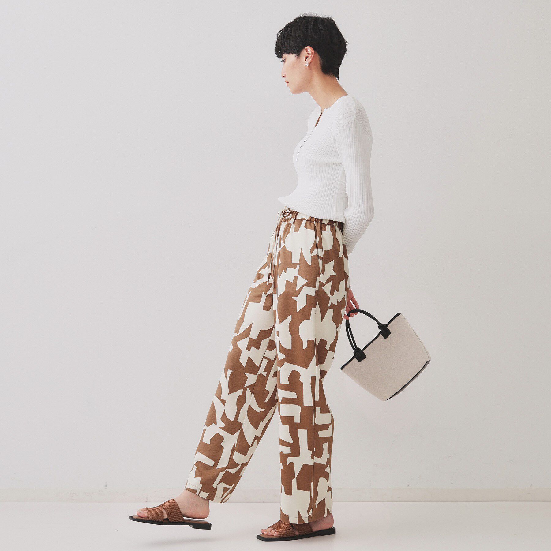 OPAQUE.CLIP「幾何プリントイージーワイドパンツ【洗濯機洗い可】」|その他|
