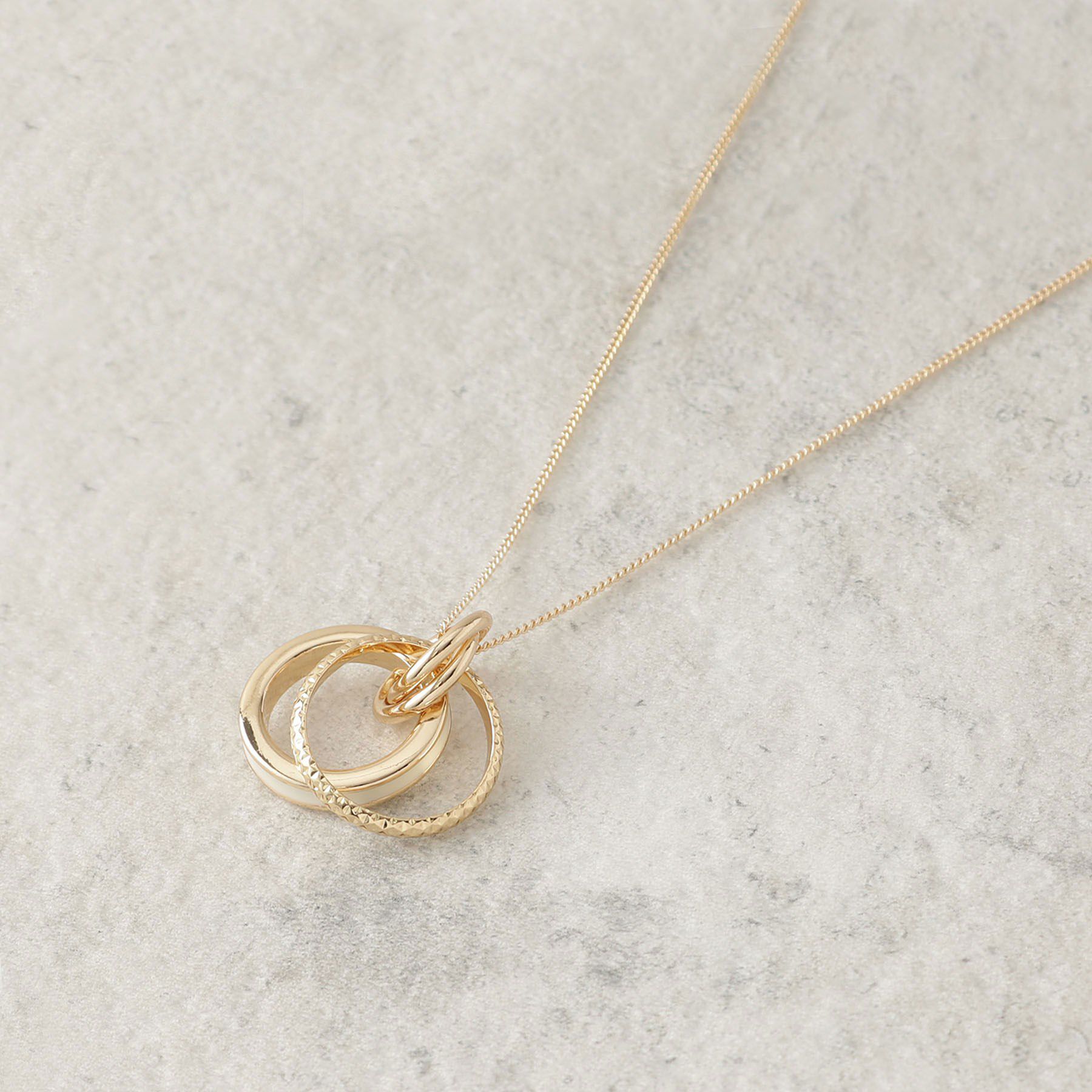 OPAQUE.CLIP「カラーエポ&times;メタル リングネックレス」|ネックレス|