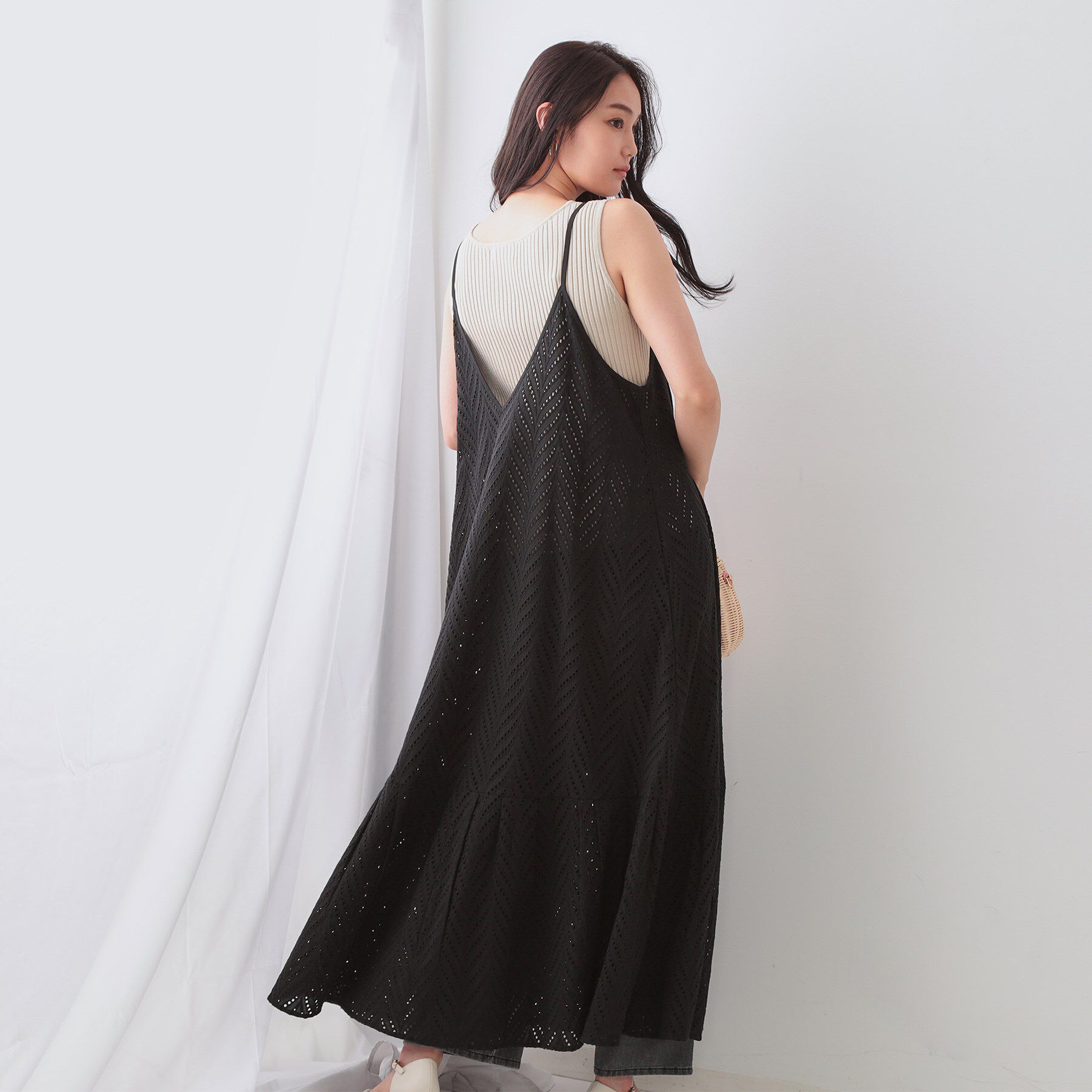 OPAQUE.CLIP「インドコットンアイレット刺繍キャミワンピース【洗える】」|ワンピース|