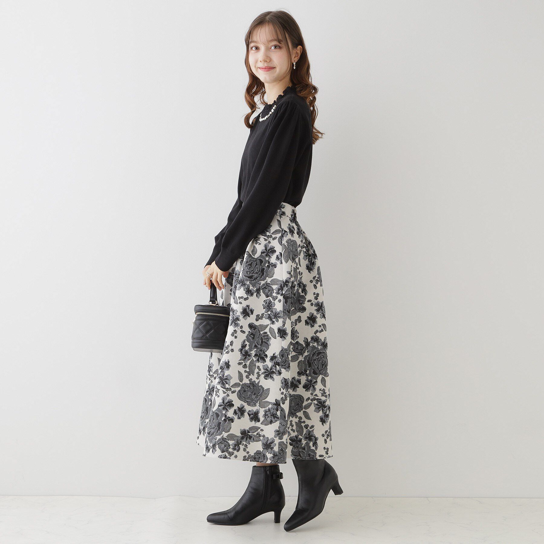 Couture broach「【エレガントな雰囲気漂う】フラワージャカードスカート」|スカート|