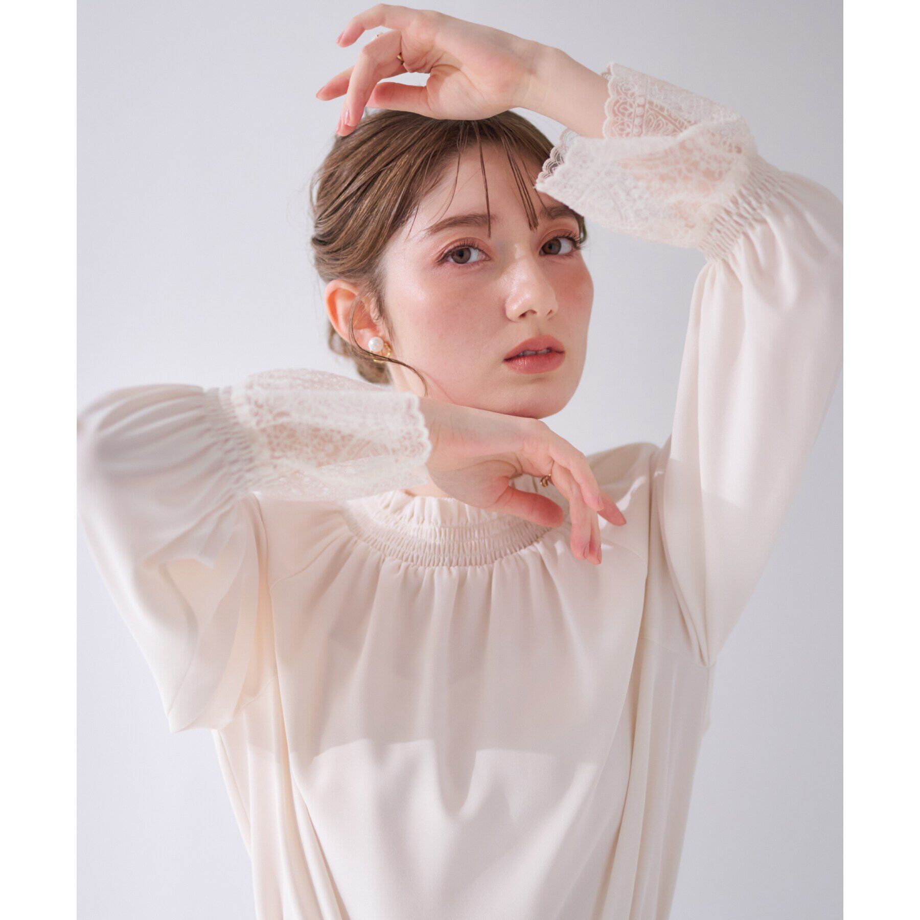 Couture broach「【大人可愛い・通勤】レースキャンディーシャーリングチュニック」|シャツ・ブラウス|