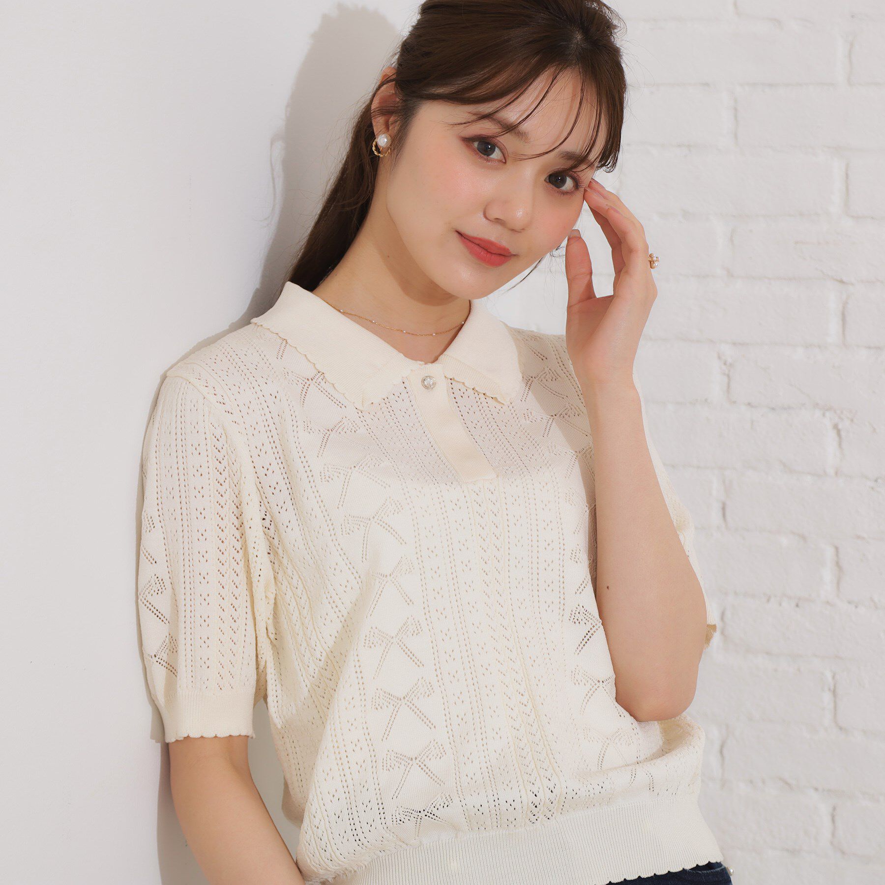 Couture broach「【洗える・大人可愛い】リボン透かし柄ポロニット」|ニット・セーター|オフホワイト(003