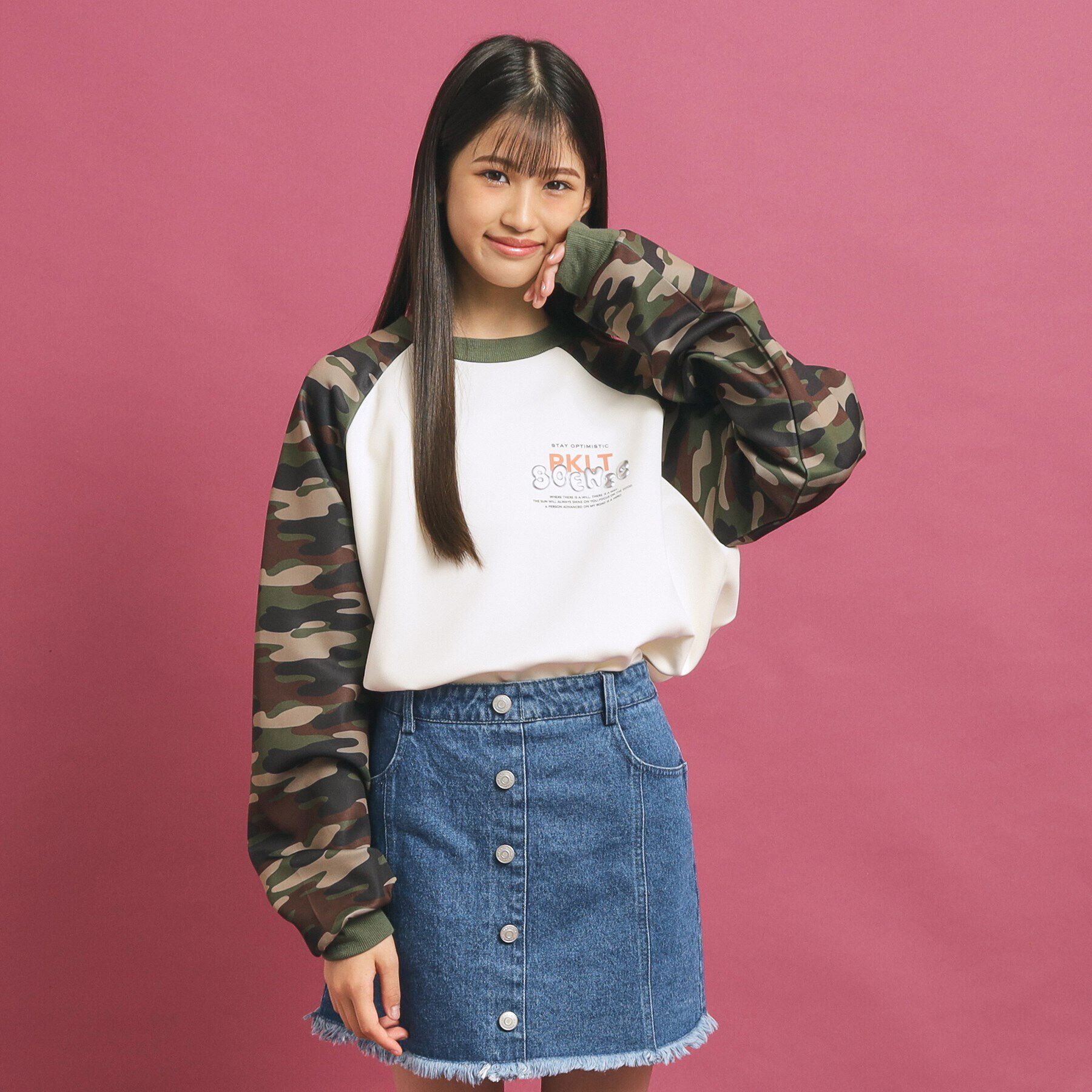 PINK-latte「ジェルプリントラグランプルオーバー」|Tシャツ・カットソー|オフホワイト(903