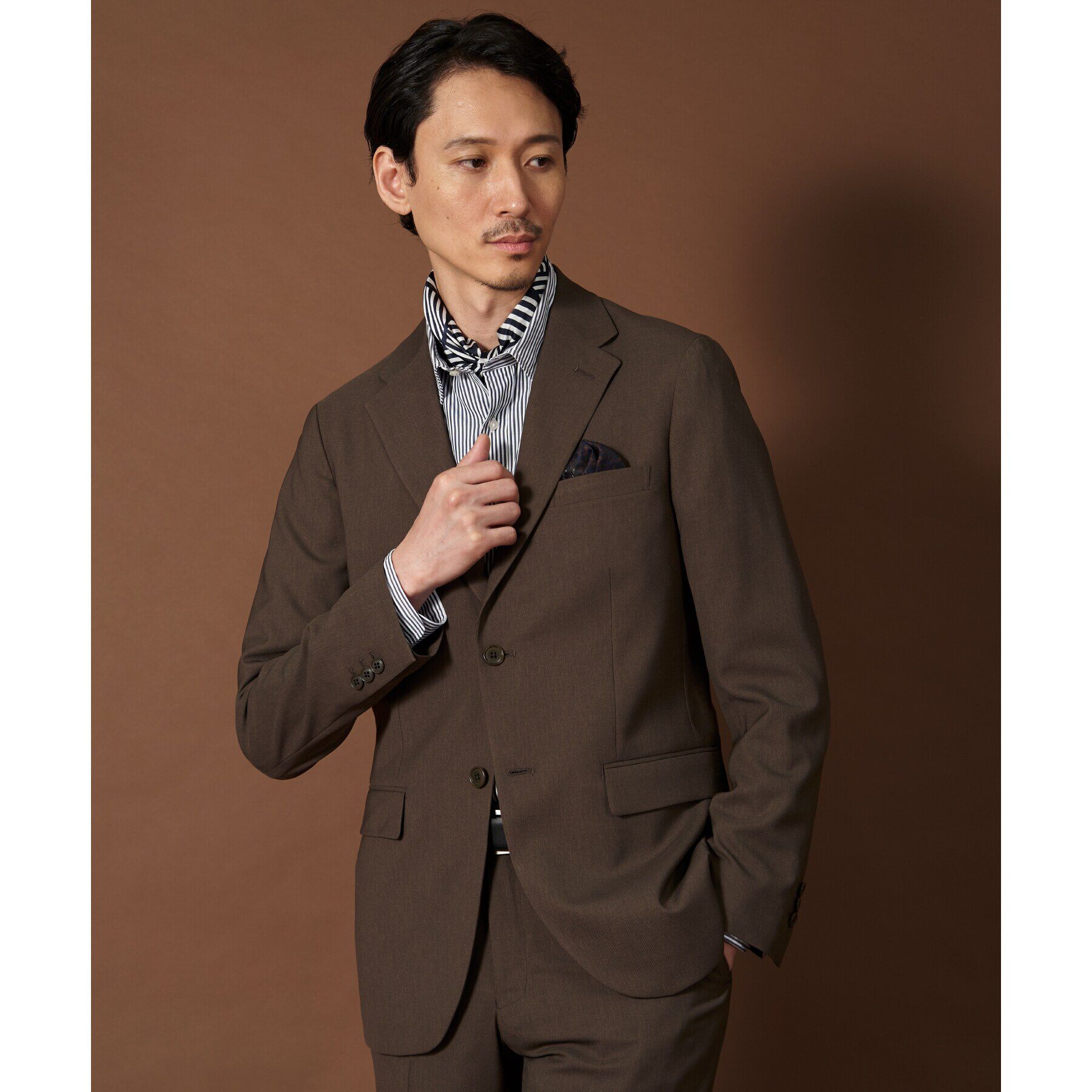THE SHOP TK「AVANTドライツイルジャケット【セットアップ可/ビジネス対応/洗える/ストレッチ素材/シワになりに」|テーラードジャケット|ブラウン(043)