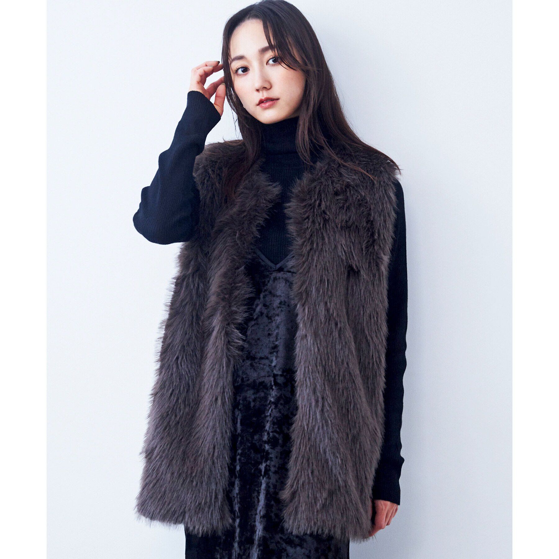 THE SHOP TK「【ヒルナンデス！で紹介】【旬なスタイル/ふわふわ】アソートファーベスト」|ベスト・ジレ|