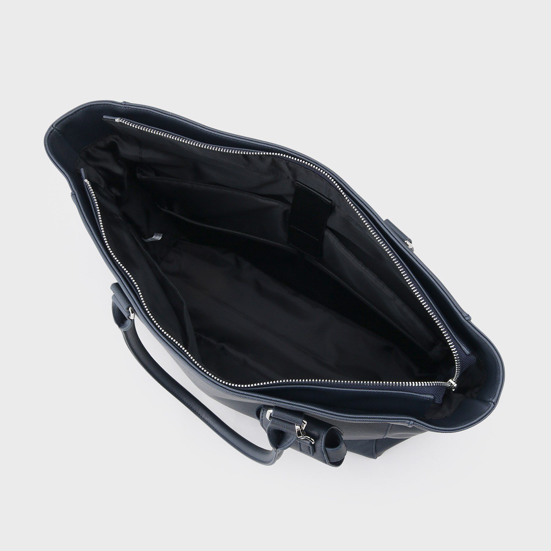 THE SHOP TK「【A4サイズ／ビジネスでも使える】合皮トートバッグ イヤホンケース付き」|トートバッグ|