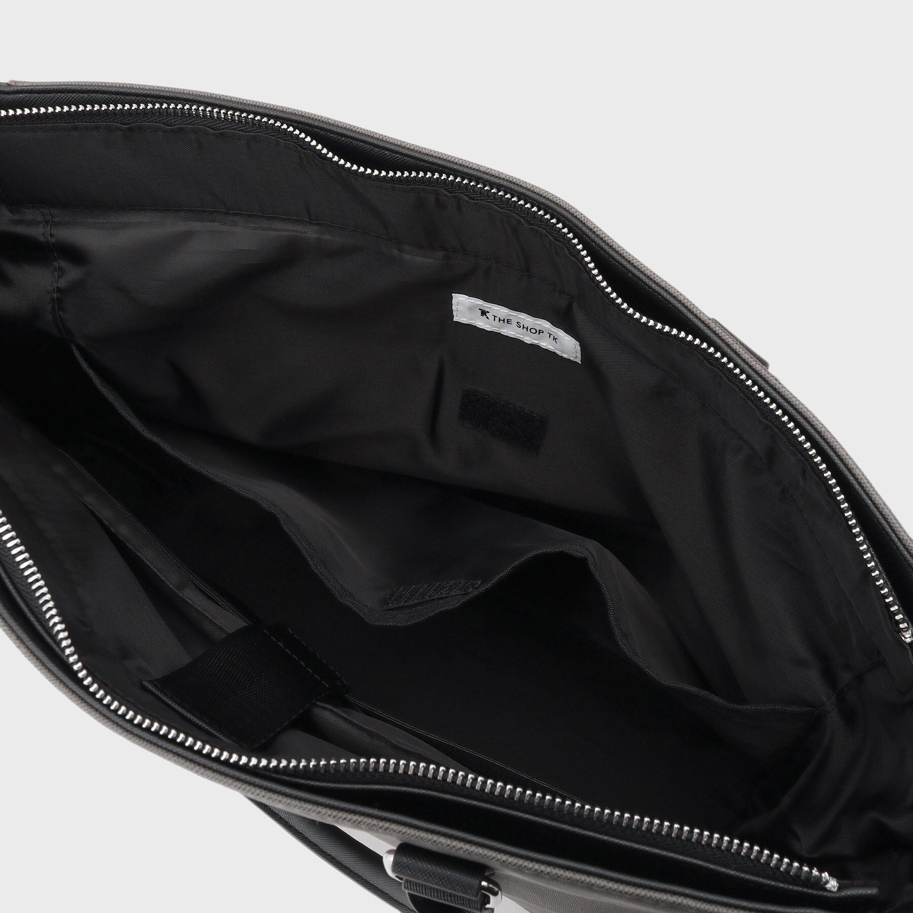 THE SHOP TK「【A4サイズ／ビジネスでも使える】合皮トートバッグ イヤホンケース付き」|トートバッグ|