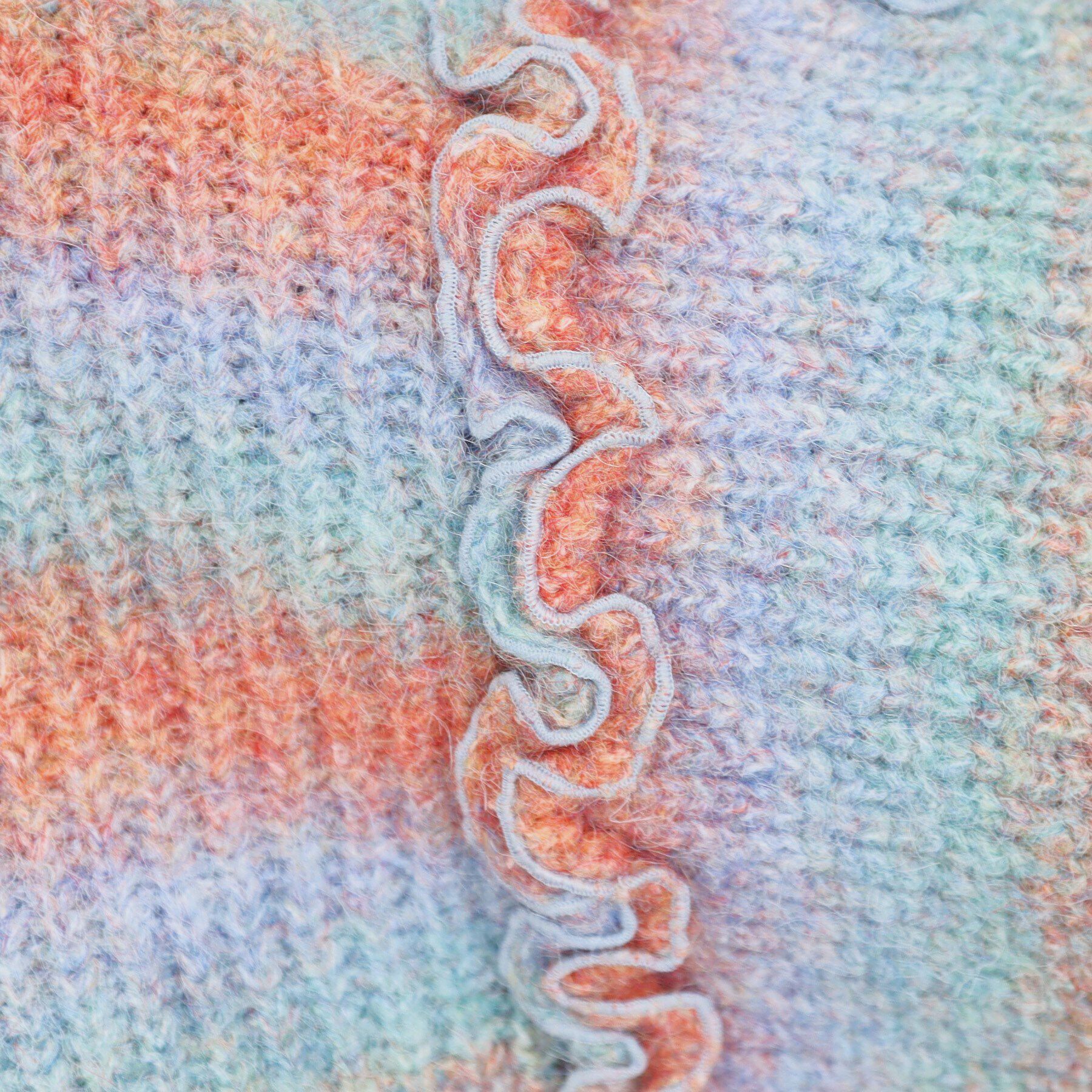 THE SHOP TK「袖フリルグラデーション【洗えるニット】」|ニット・セーター|